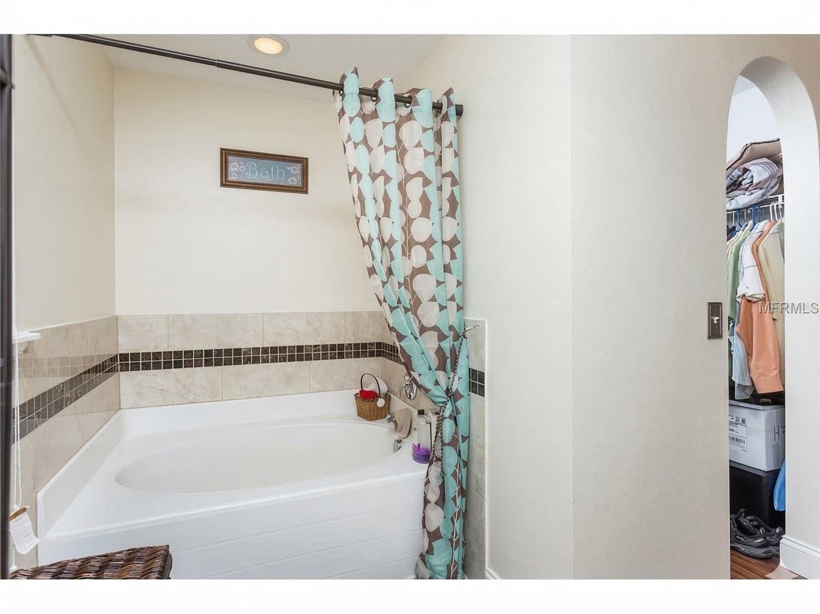 6056 KALEY DR, WINTER HAVEN, FL, 33880