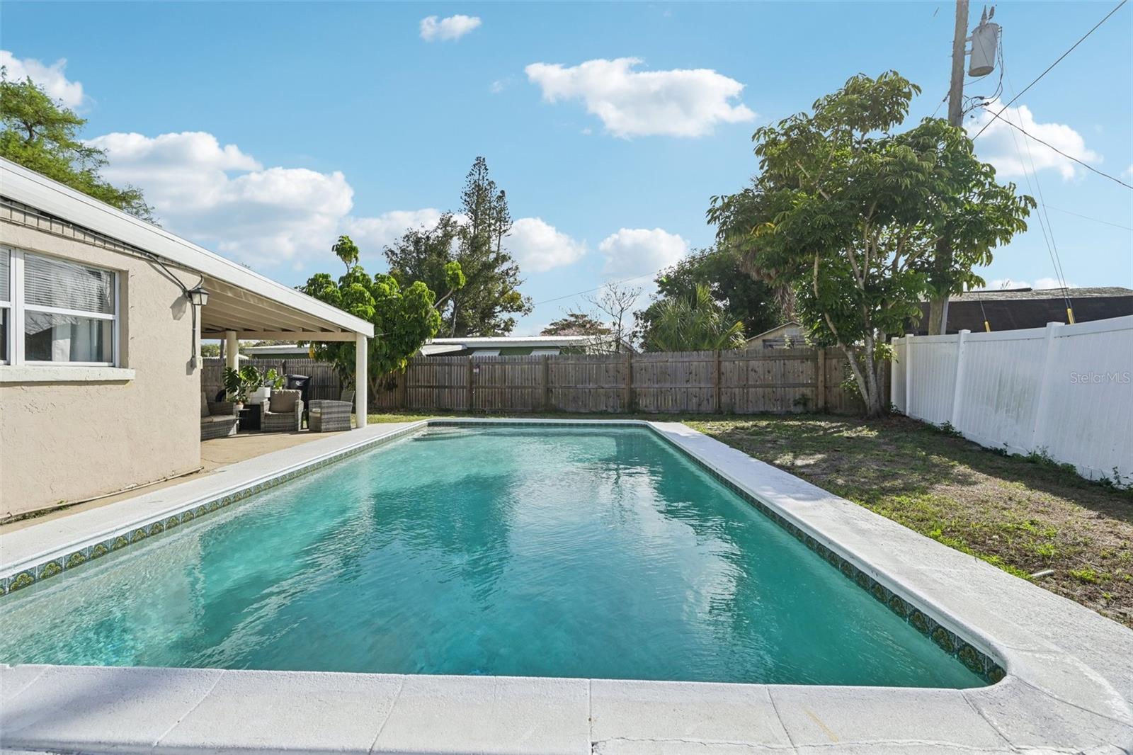 2416 EMORY AVE, BRADENTON, FL, 34207