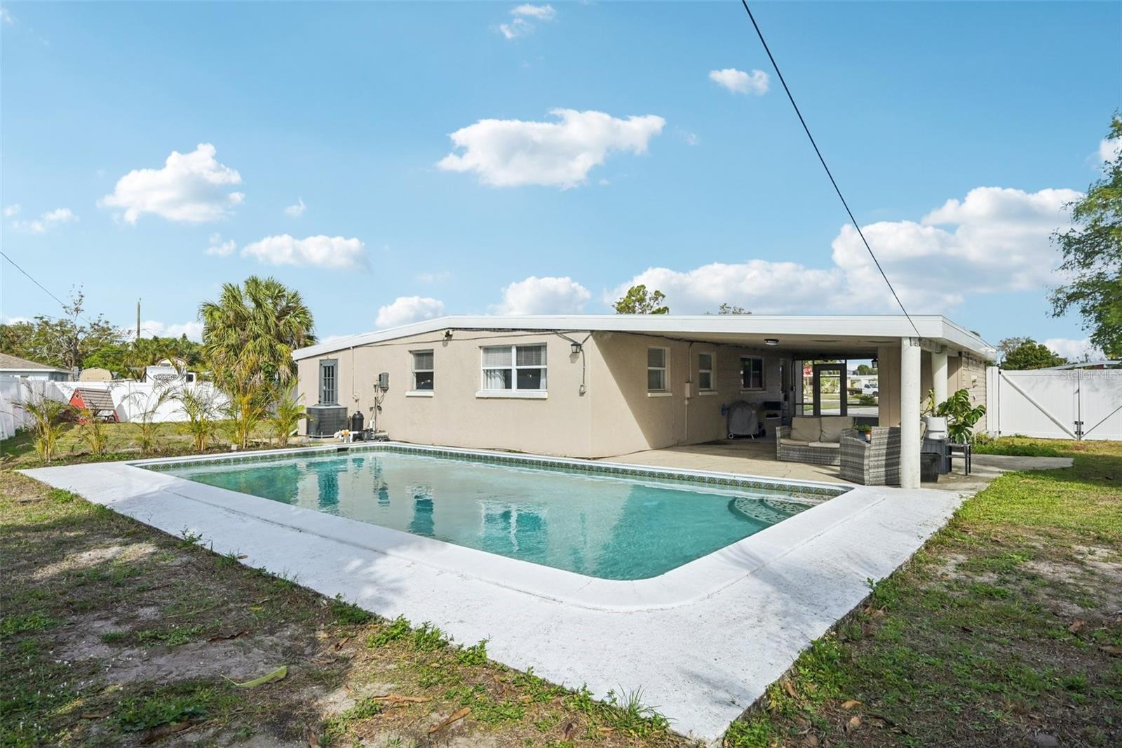 2416 EMORY AVE, BRADENTON, FL, 34207