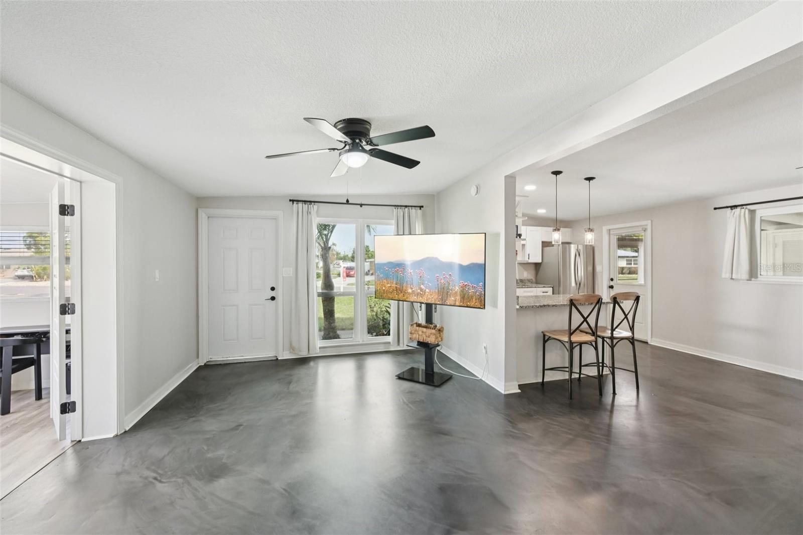 2416 EMORY AVE, BRADENTON, FL, 34207
