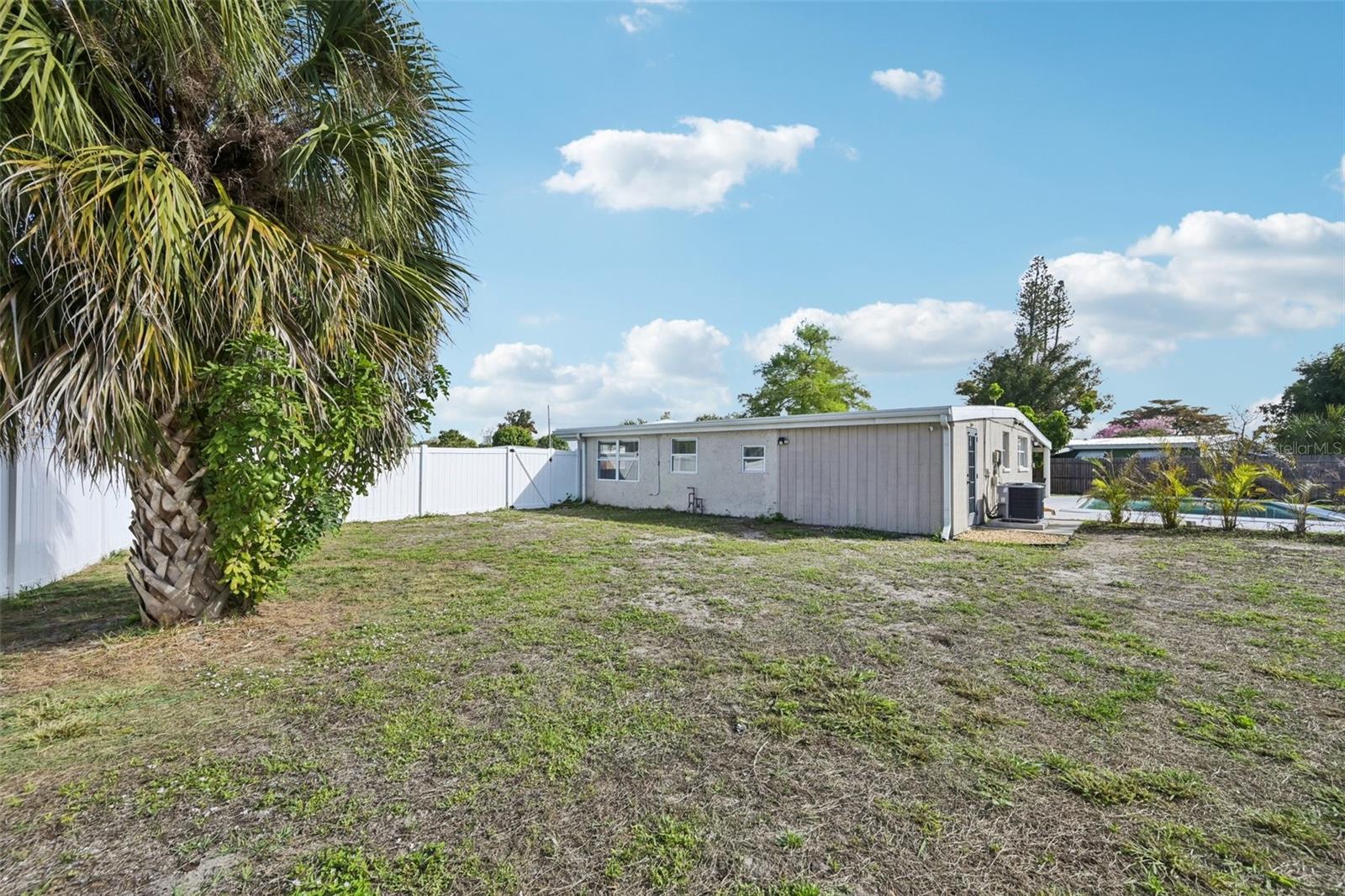 2416 EMORY AVE, BRADENTON, FL, 34207