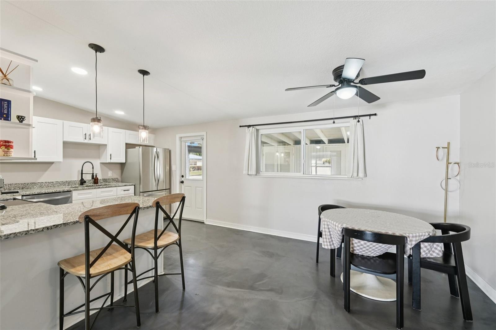 2416 EMORY AVE, BRADENTON, FL, 34207