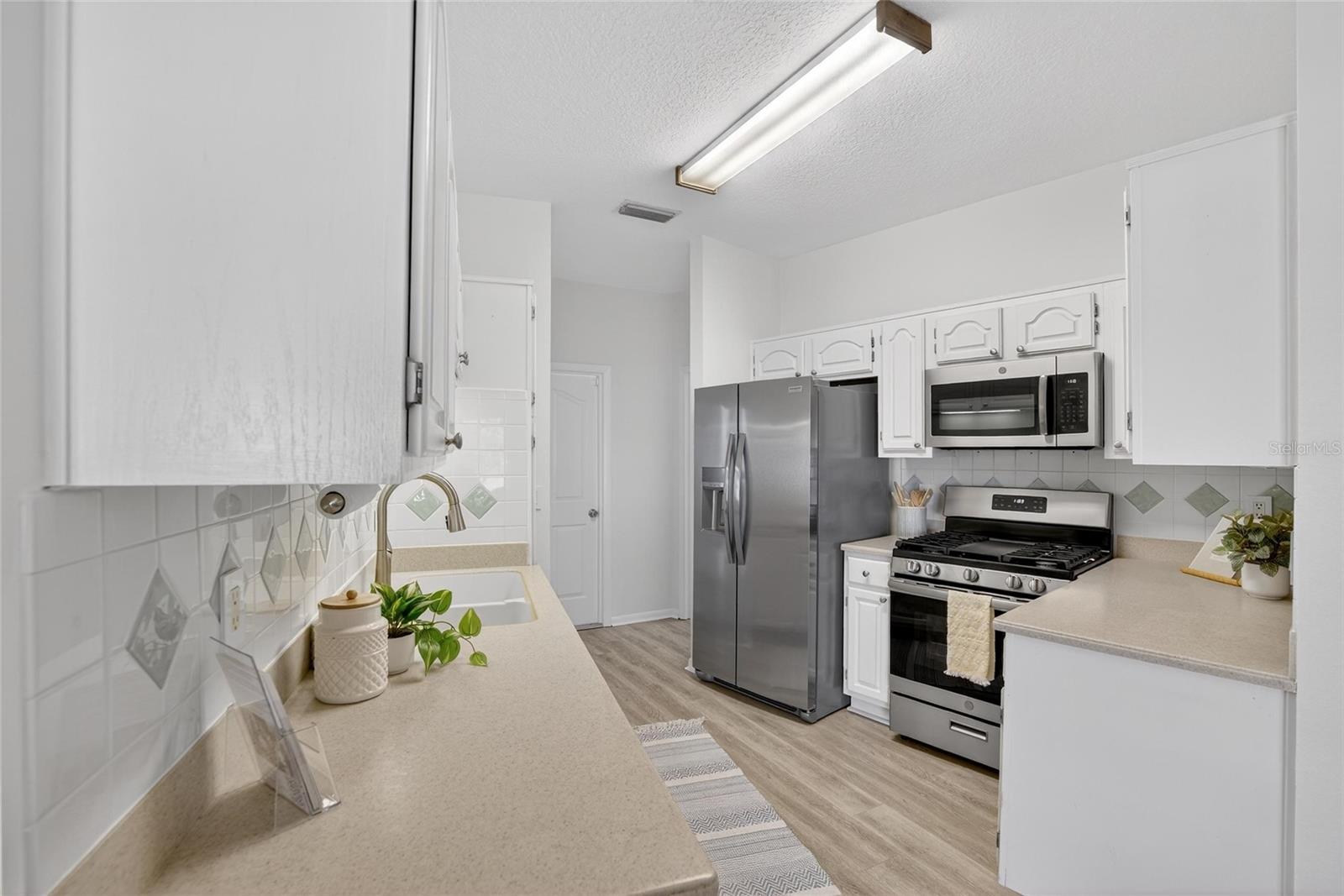 6144 SILVER LAKES DR E, LAKELAND, FL, 33810