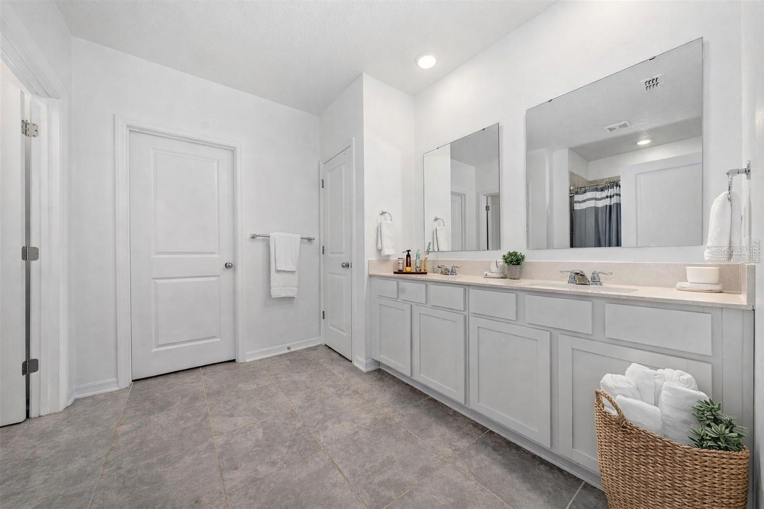 3977 WILLOWBROOK DR, EDGEWATER, FL, 32141