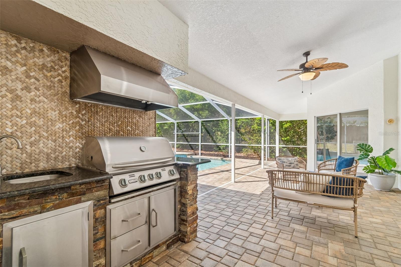 160 SAGE CIR, CRYSTAL BEACH, FL, 34681