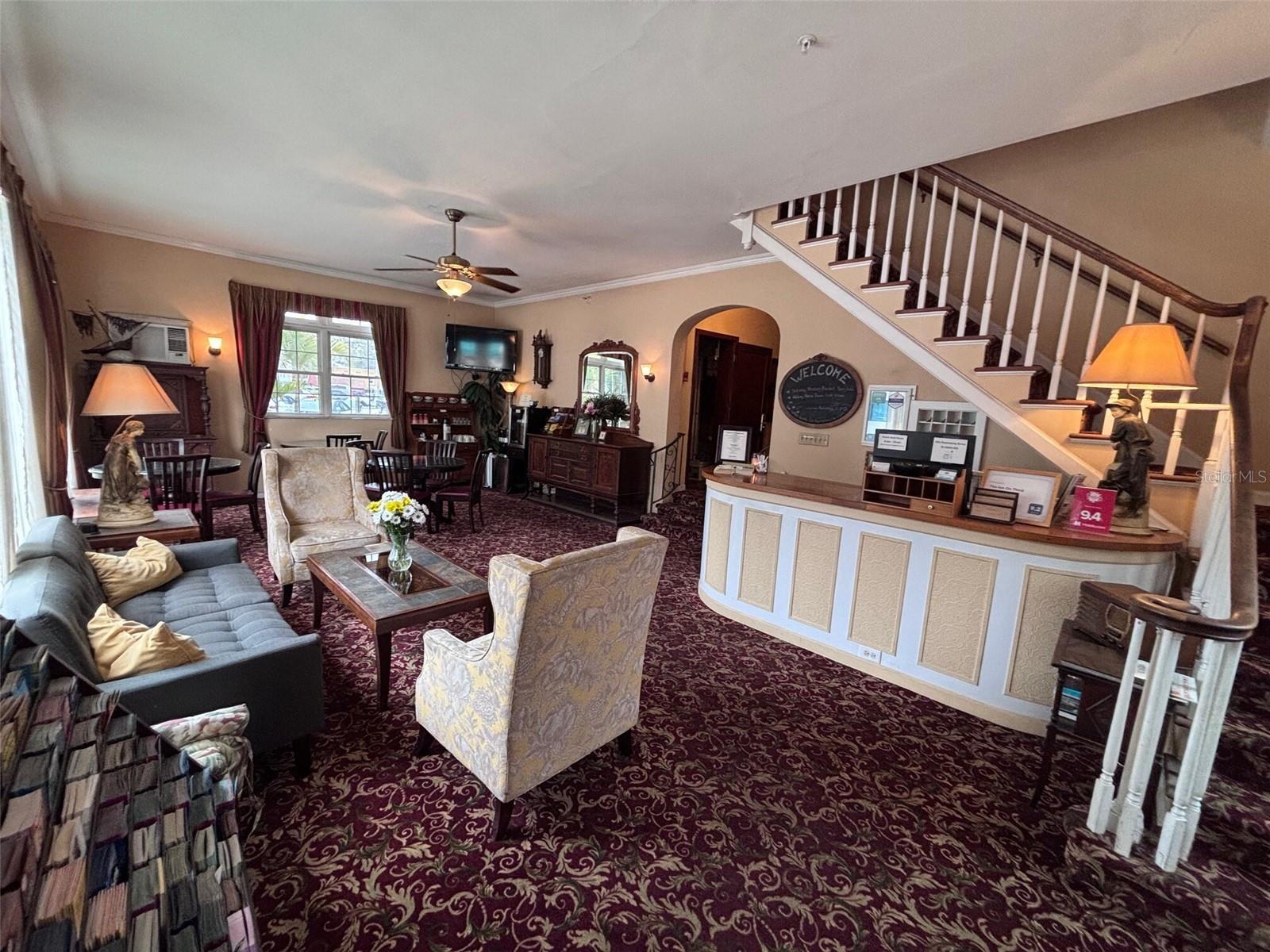 ST PETERSBURG, FL, 33701