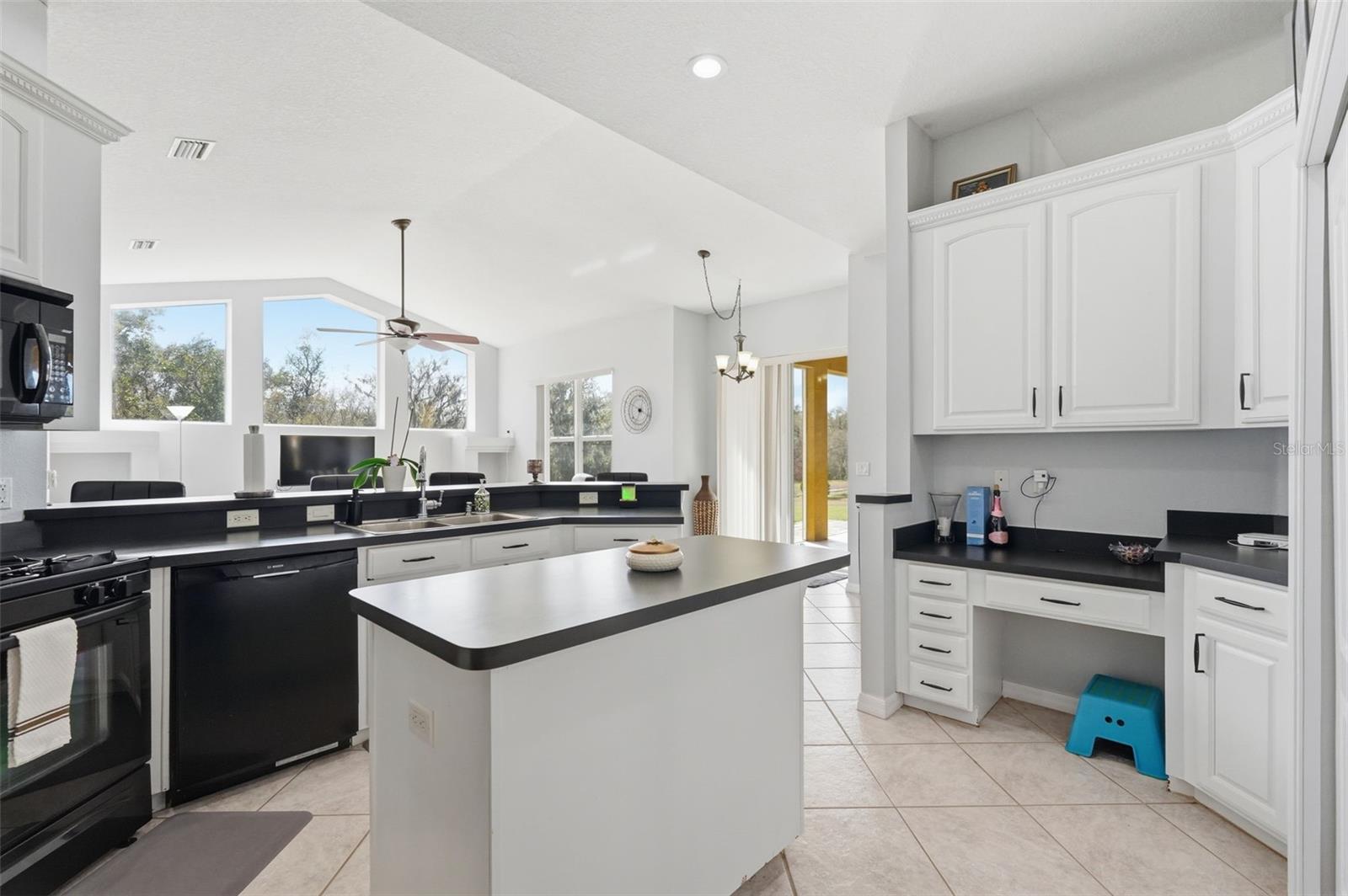 12329 CREEK EDGE DR, RIVERVIEW, FL, 33579