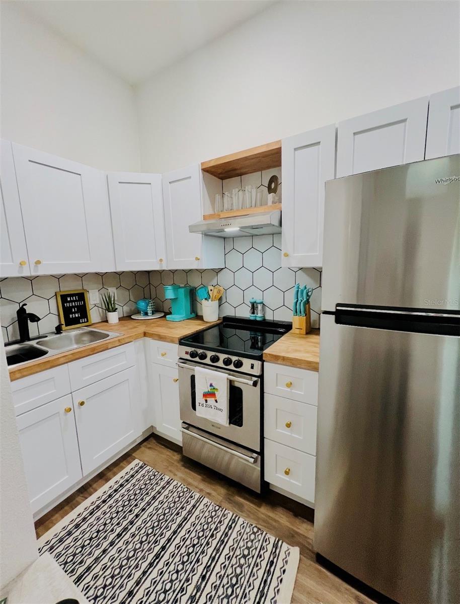 532 31ST ST S, ST PETERSBURG, FL, 33712