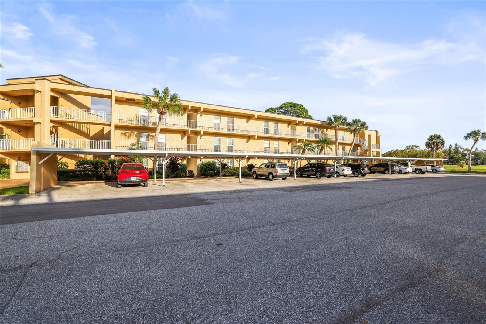 225 COUNTRY CLUB DR #D237, LARGO, FL, 33771