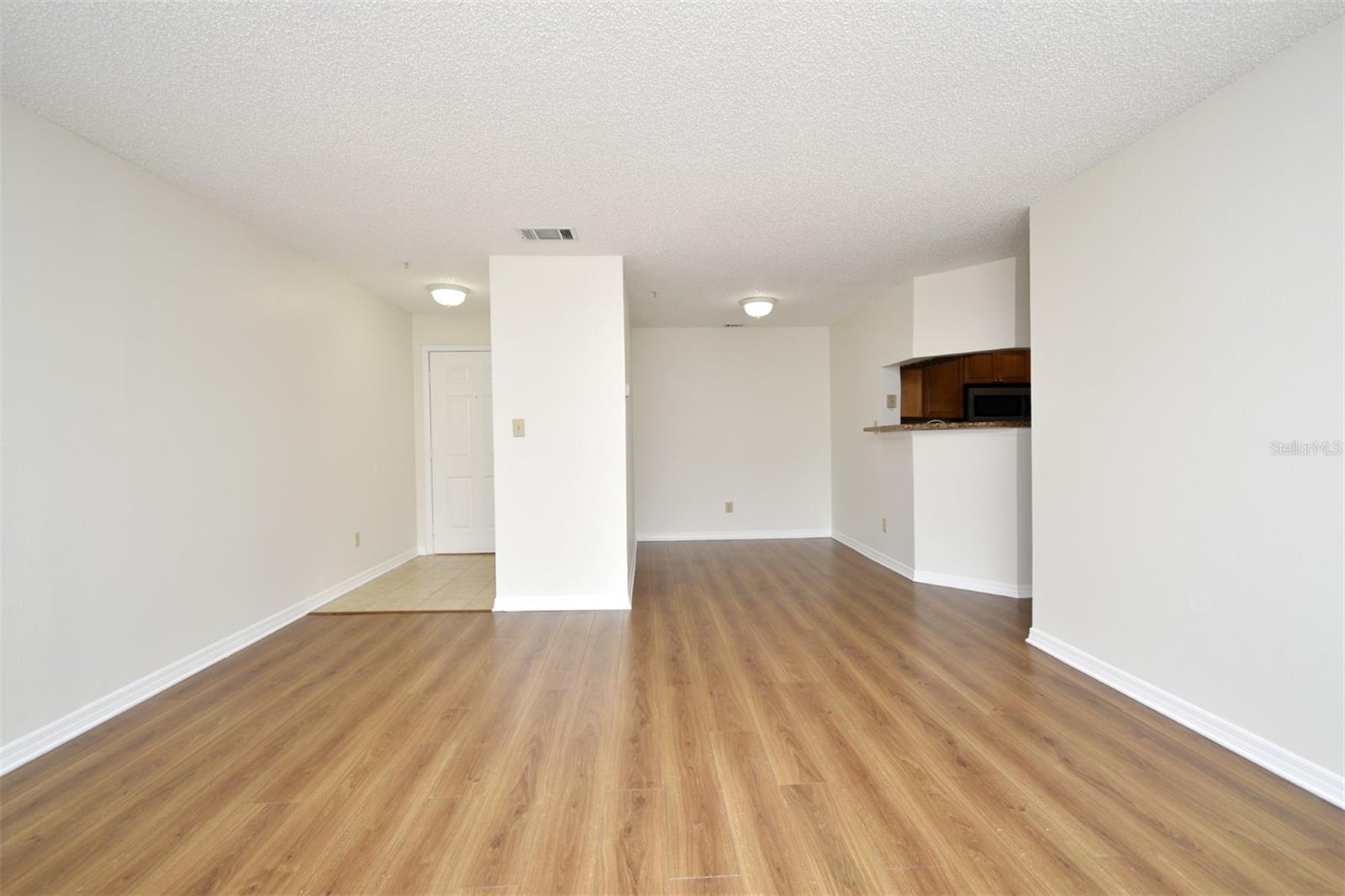 216 AFTON SQ #206, ALTAMONTE SPRINGS, FL, 32714