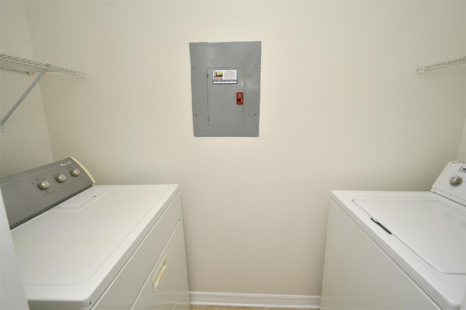 216 AFTON SQ #206, ALTAMONTE SPRINGS, FL, 32714