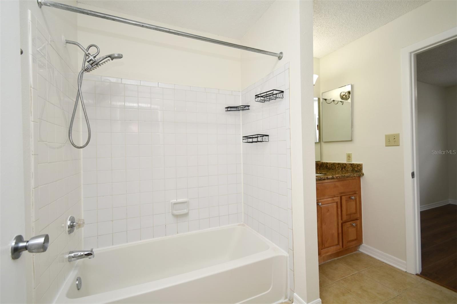 216 AFTON SQ #206, ALTAMONTE SPRINGS, FL, 32714