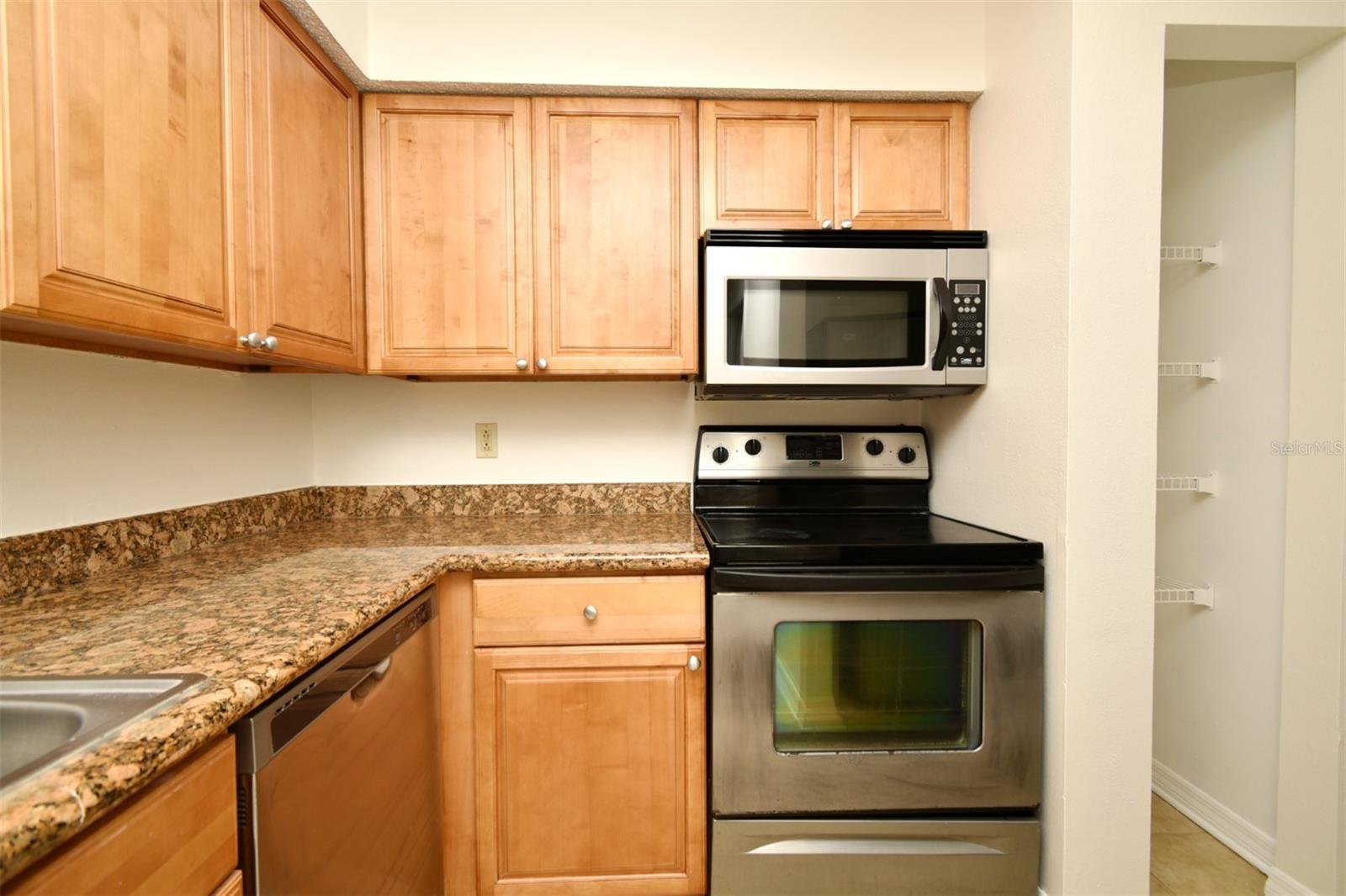 216 AFTON SQ #206, ALTAMONTE SPRINGS, FL, 32714