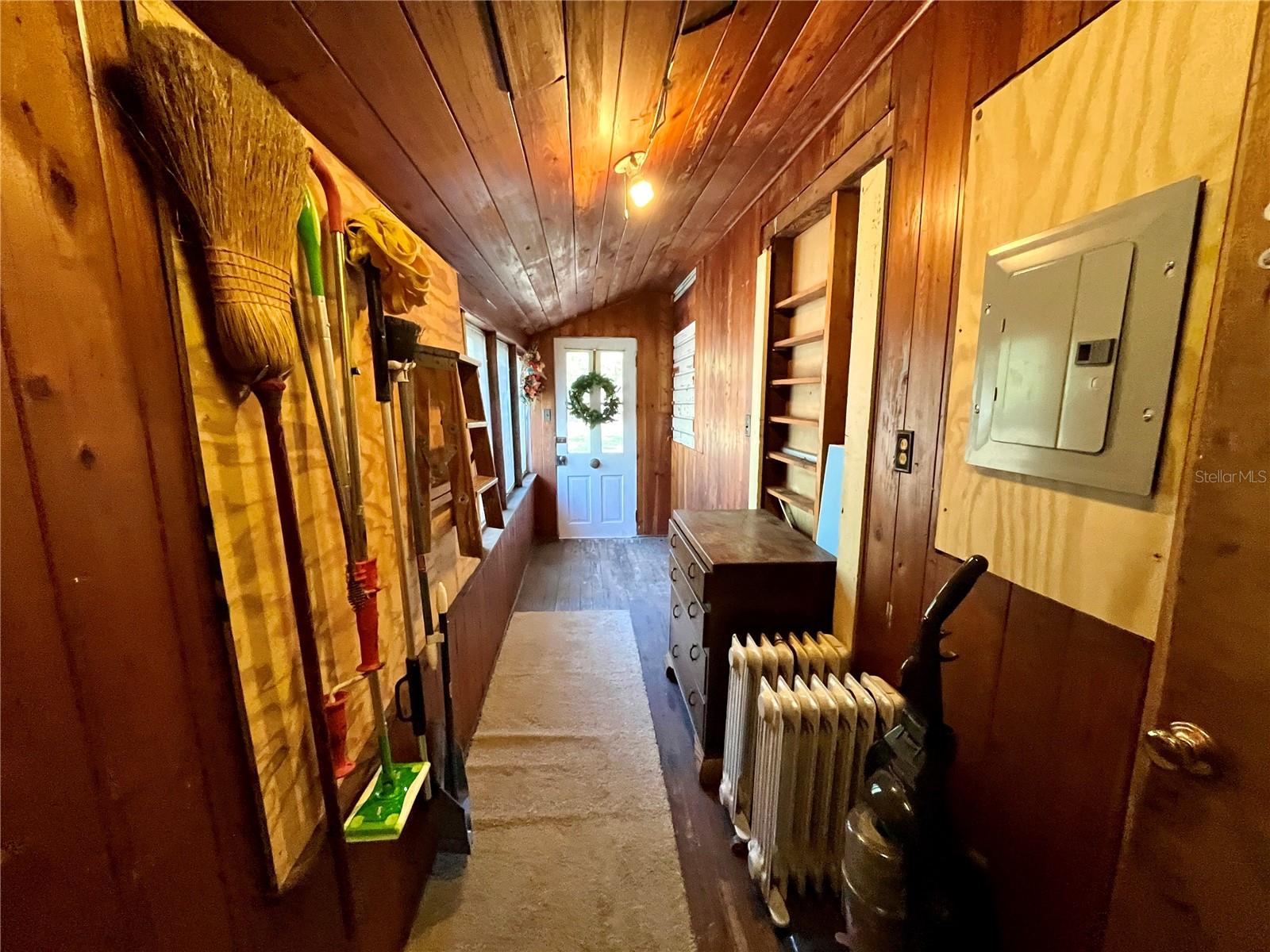 108 W COMANCHE AVE, TAMPA, FL, 33604