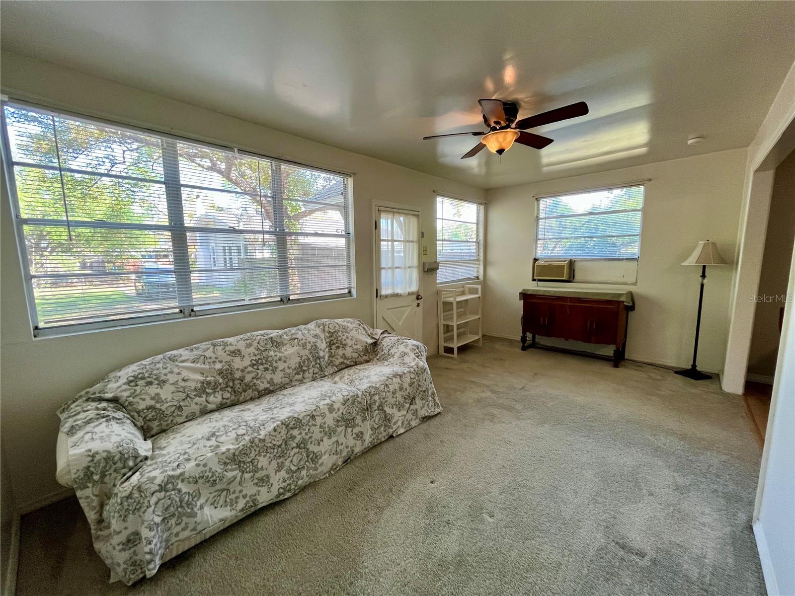 108 W COMANCHE AVE, TAMPA, FL, 33604