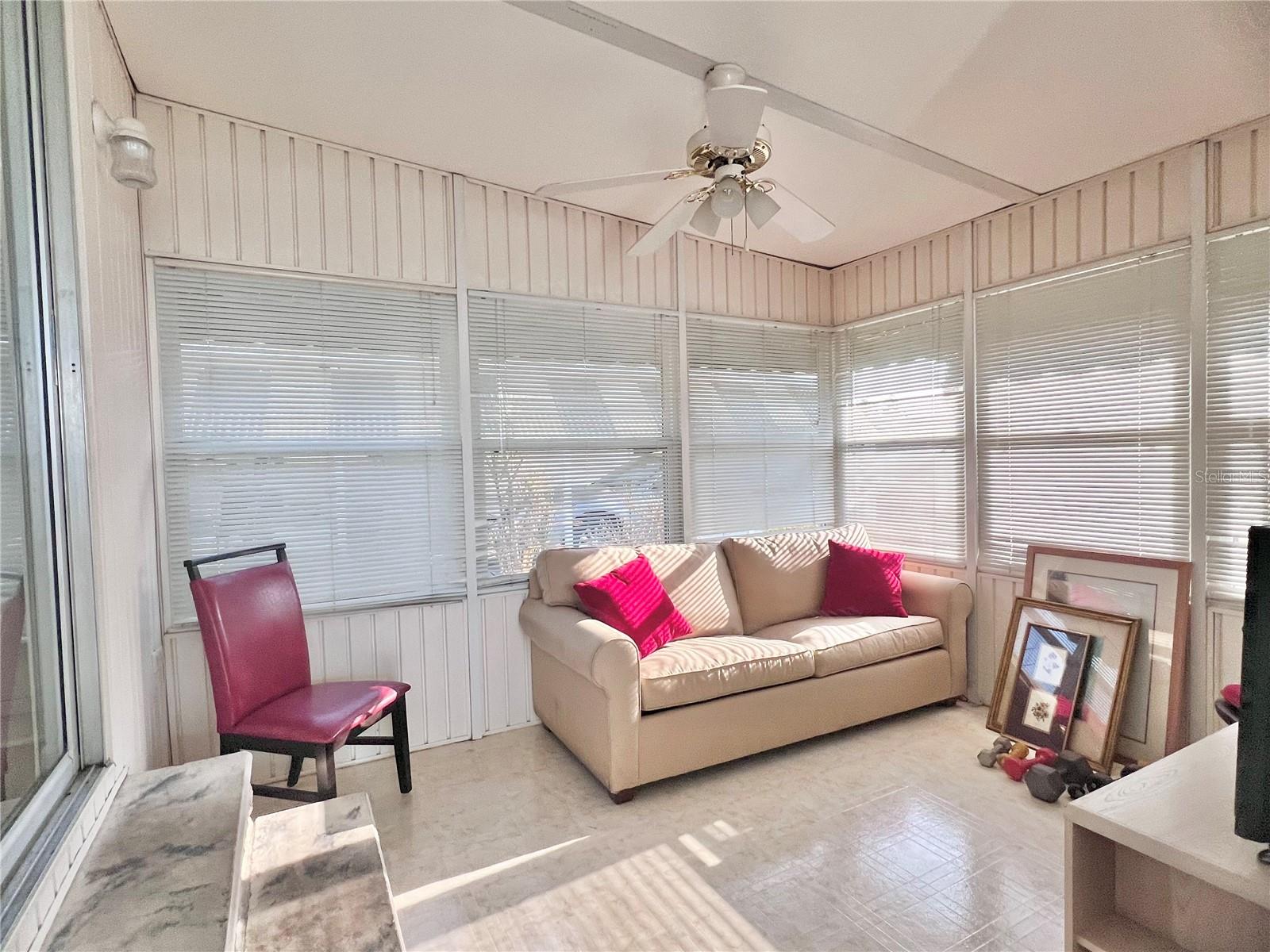 1100 BELCHER RD S #8, LARGO, FL, 33771