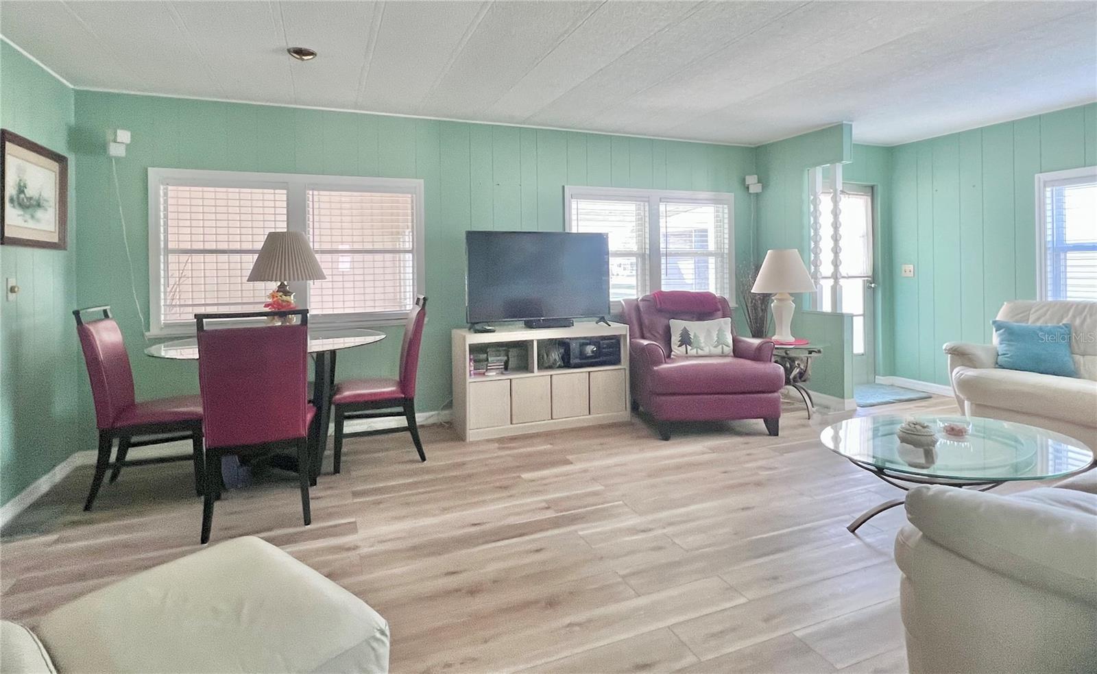 1100 BELCHER RD S #8, LARGO, FL, 33771