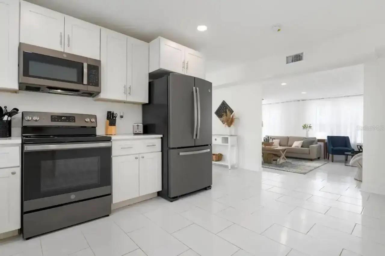 2539 TRINIDAD ST, SARASOTA, FL, 34231