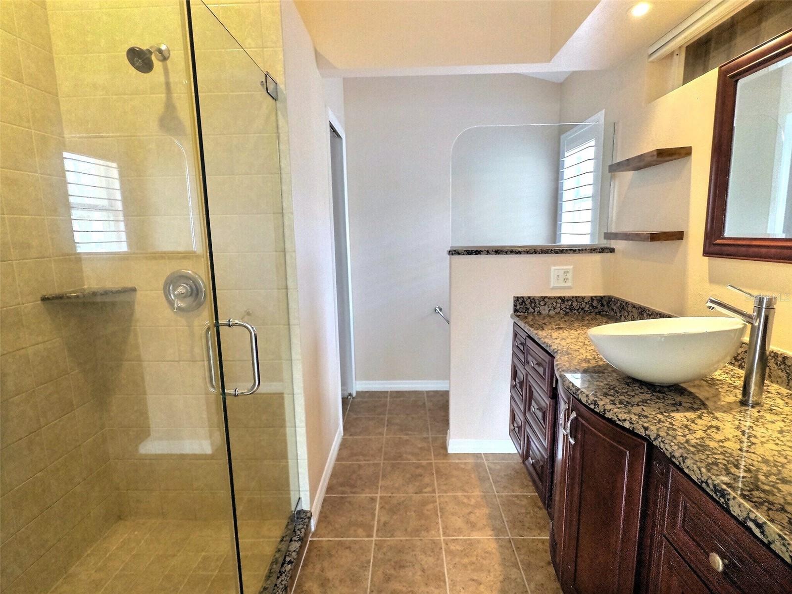 339 FAREHAM DR, VENICE, FL, 34293