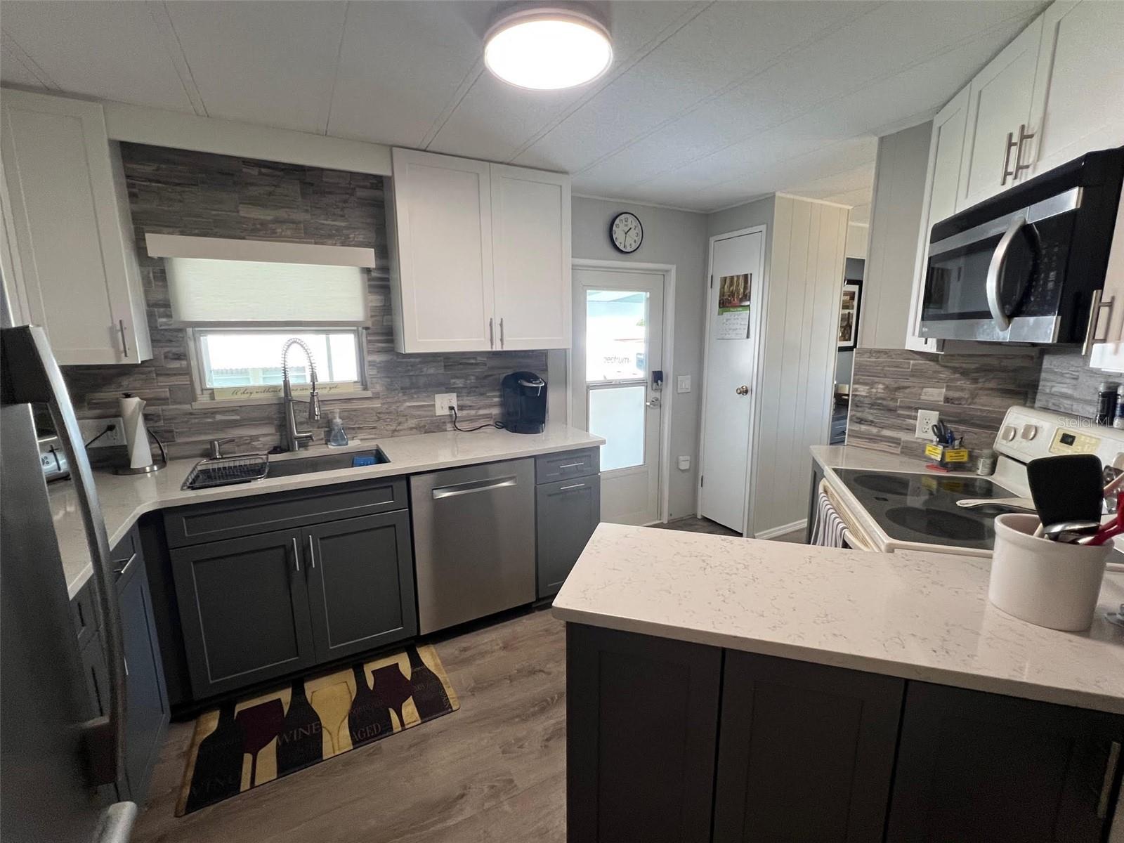 471 NEEDLE PALM ST, LARGO, FL, 33778