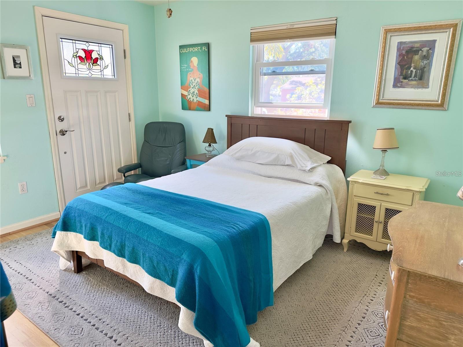 1208 HULL ST S, GULFPORT, FL, 33707