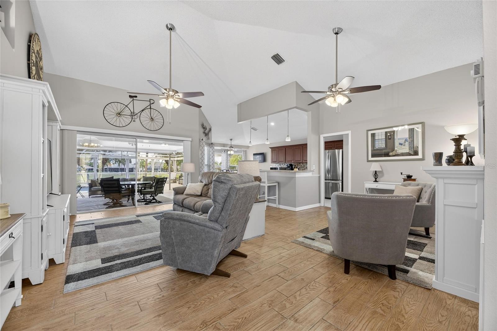 2316 E DEL WEBB BLVD, SUN CITY CENTER, FL, 33573