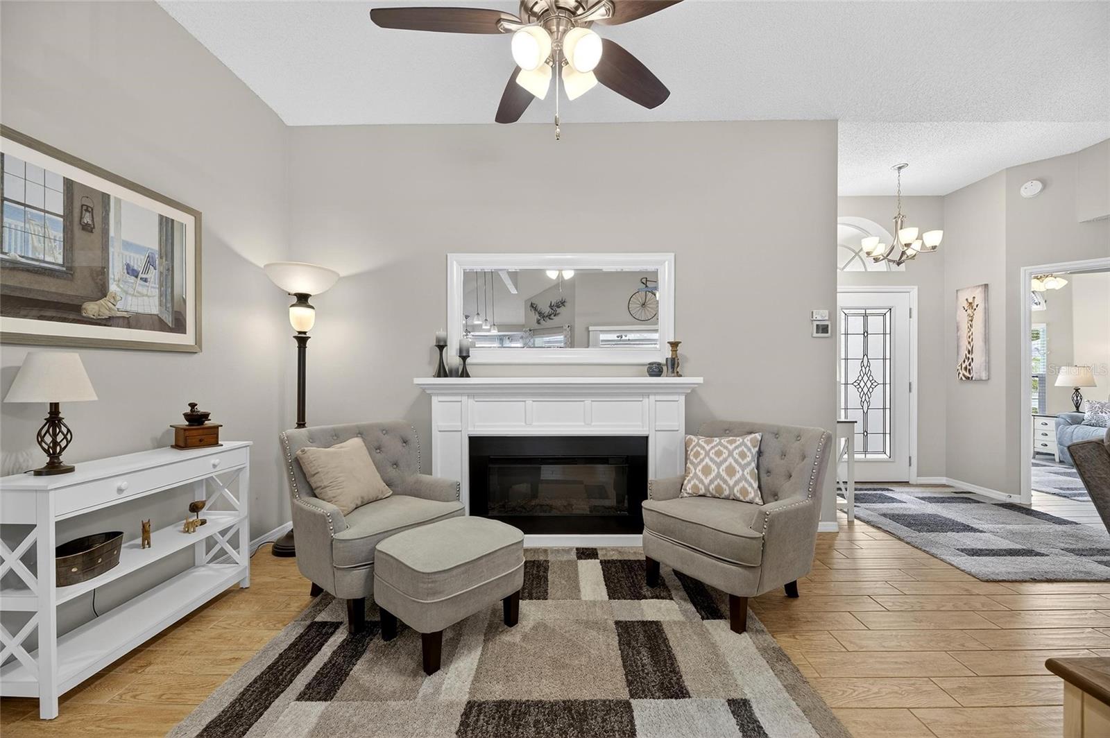 2316 E DEL WEBB BLVD, SUN CITY CENTER, FL, 33573