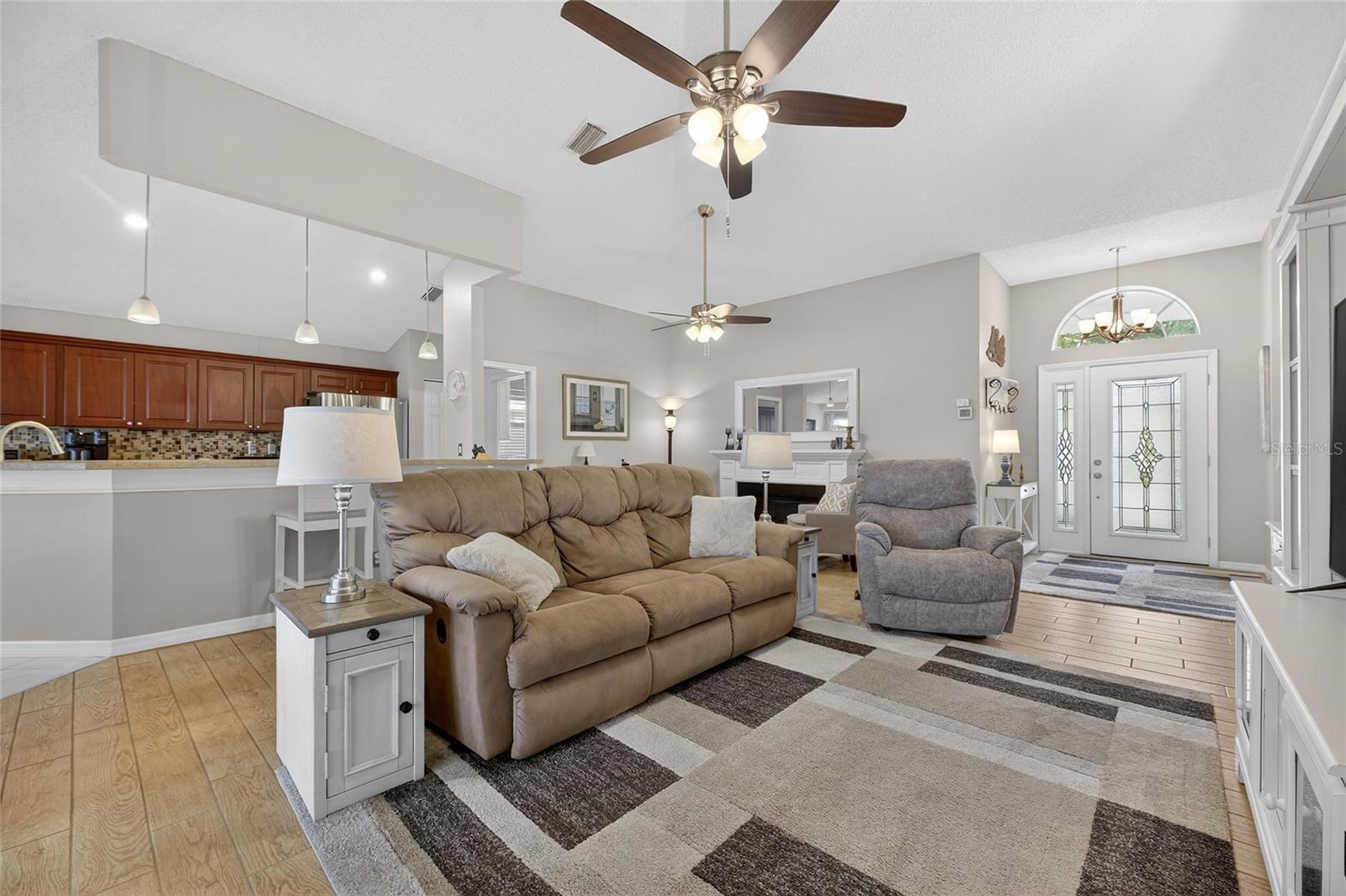 2316 E DEL WEBB BLVD, SUN CITY CENTER, FL, 33573