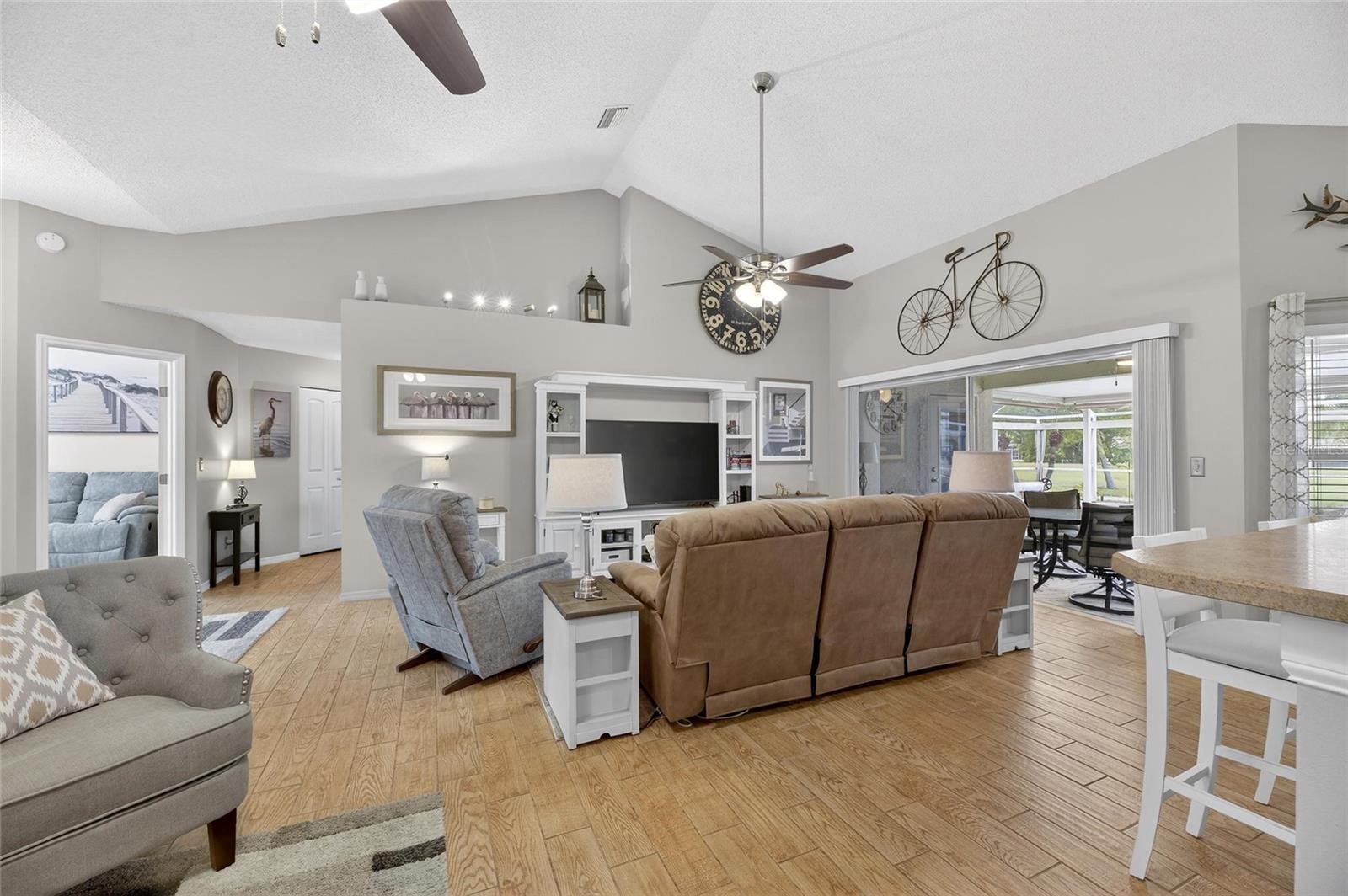 2316 E DEL WEBB BLVD, SUN CITY CENTER, FL, 33573