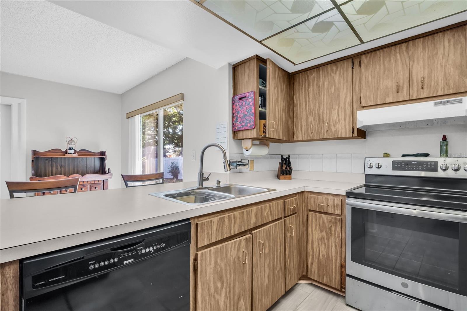 2023 DODGE ST, CLEARWATER, FL, 33760