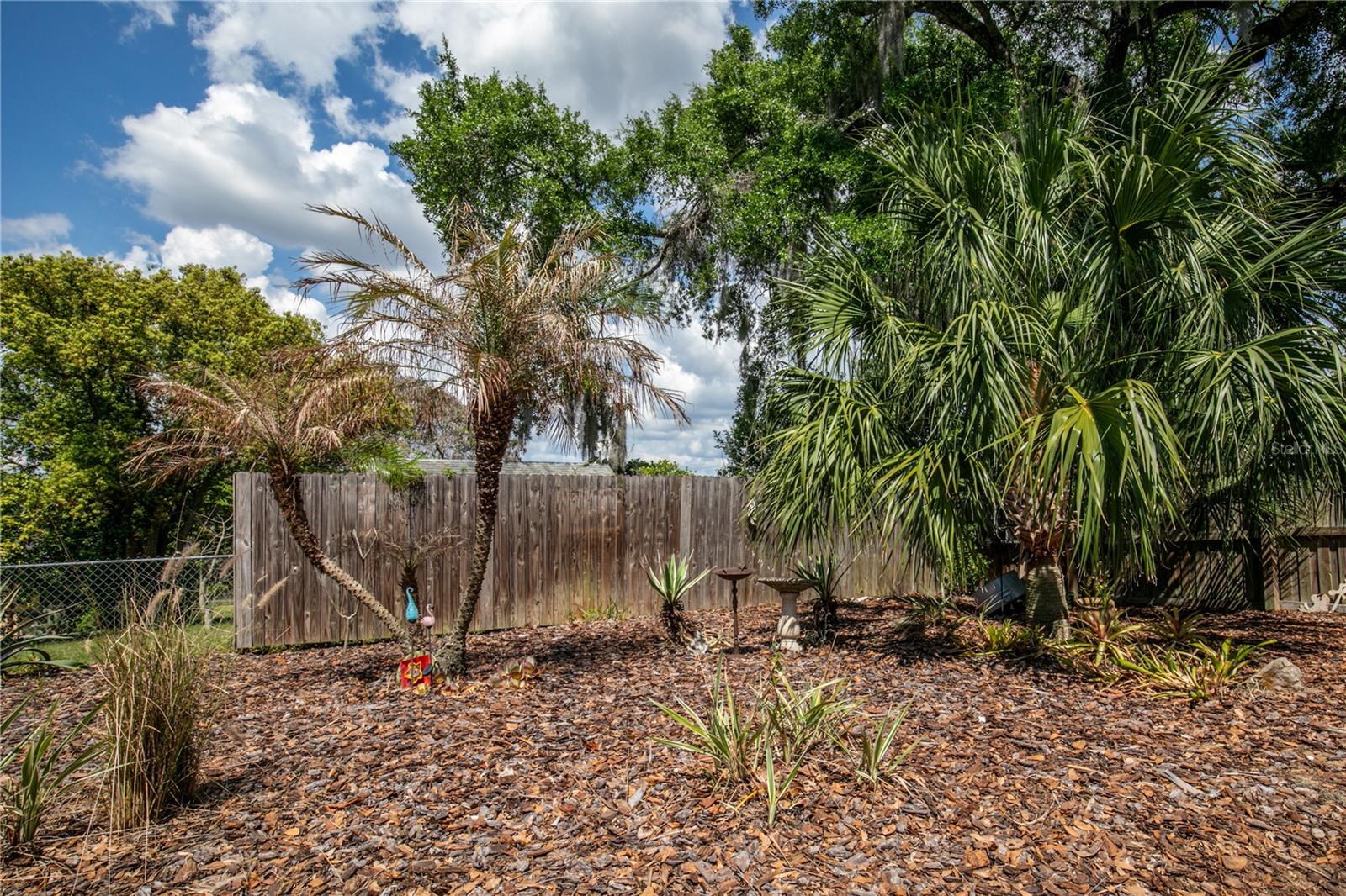 809 POINSETTIA DR, EUSTIS, FL, 32726
