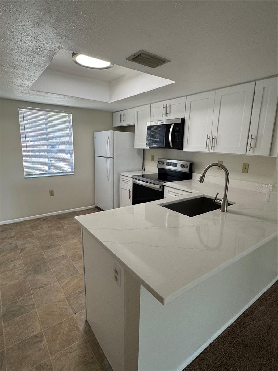 212 CYPRESS LN, OLDSMAR, FL, 34677