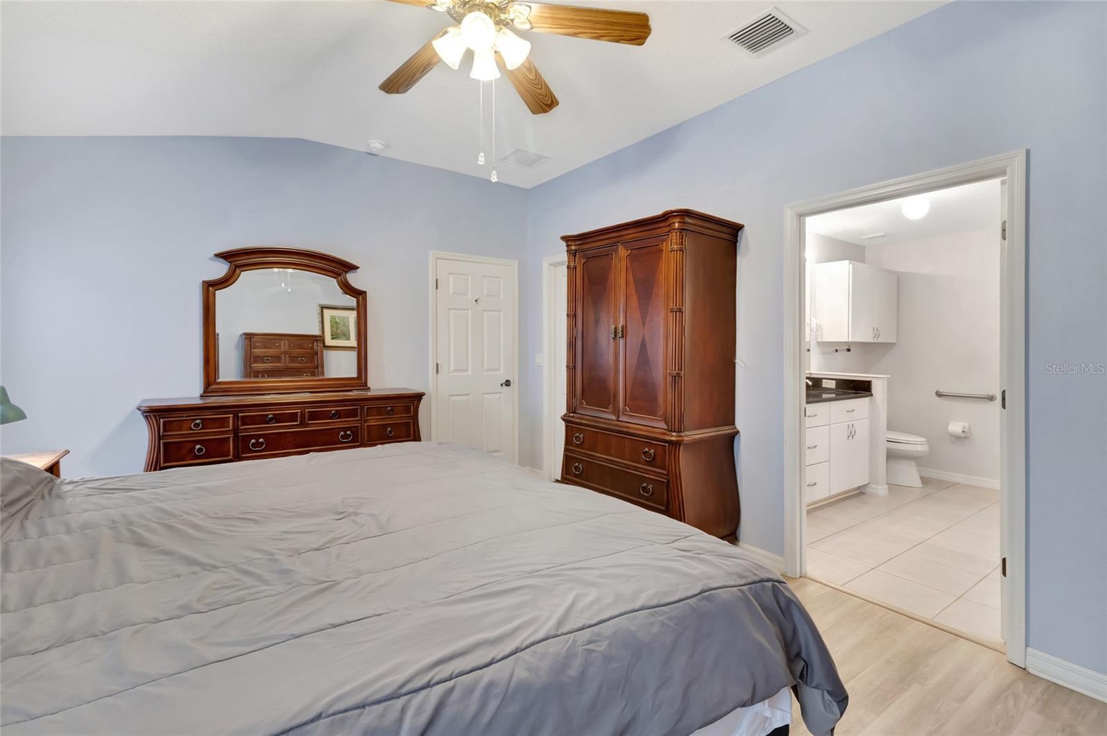 26903 HONEYMOON AVE, LEESBURG, FL, 34748