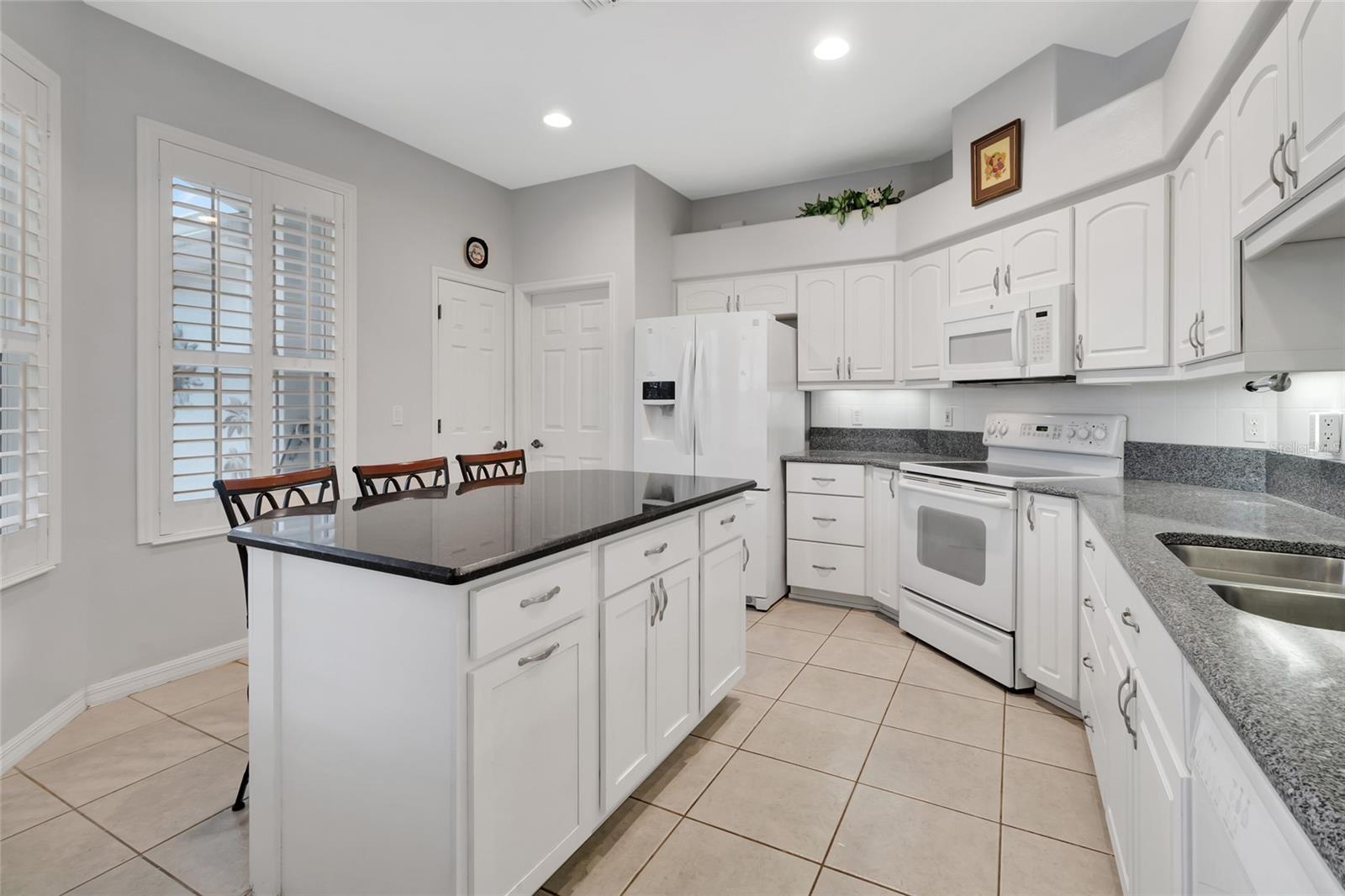 26903 HONEYMOON AVE, LEESBURG, FL, 34748