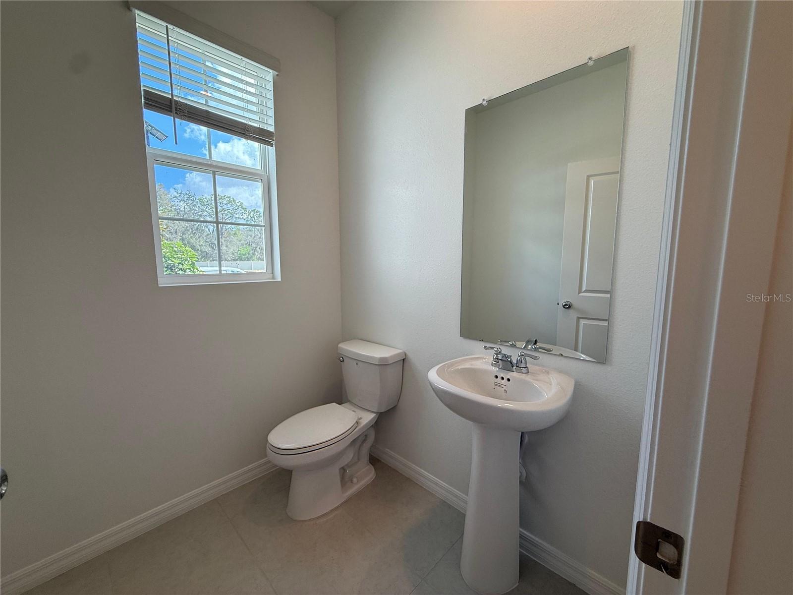 9869 FEASTER DR, WESLEY CHAPEL, FL, 33545