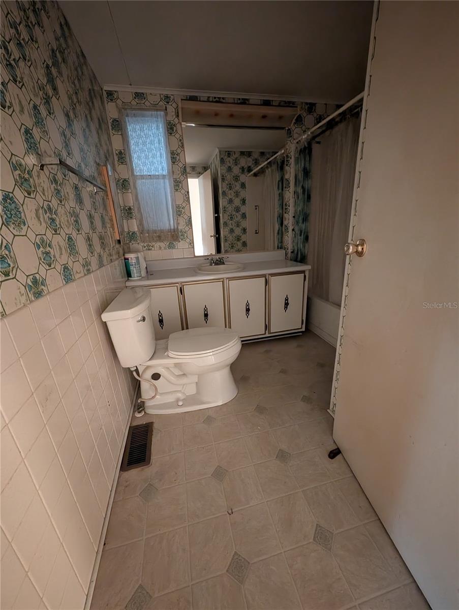 1102 46TH AVE E, ELLENTON, FL, 34222