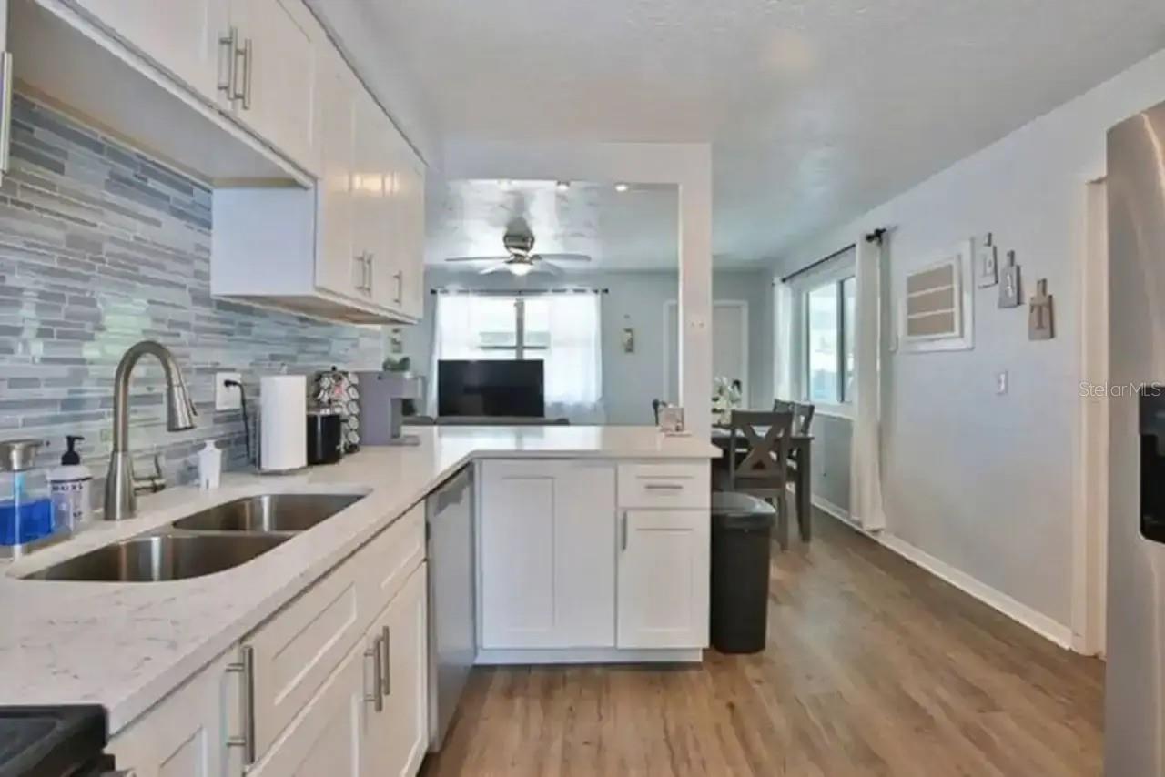 3113 MCINTOSH RD, SARASOTA, FL, 34232