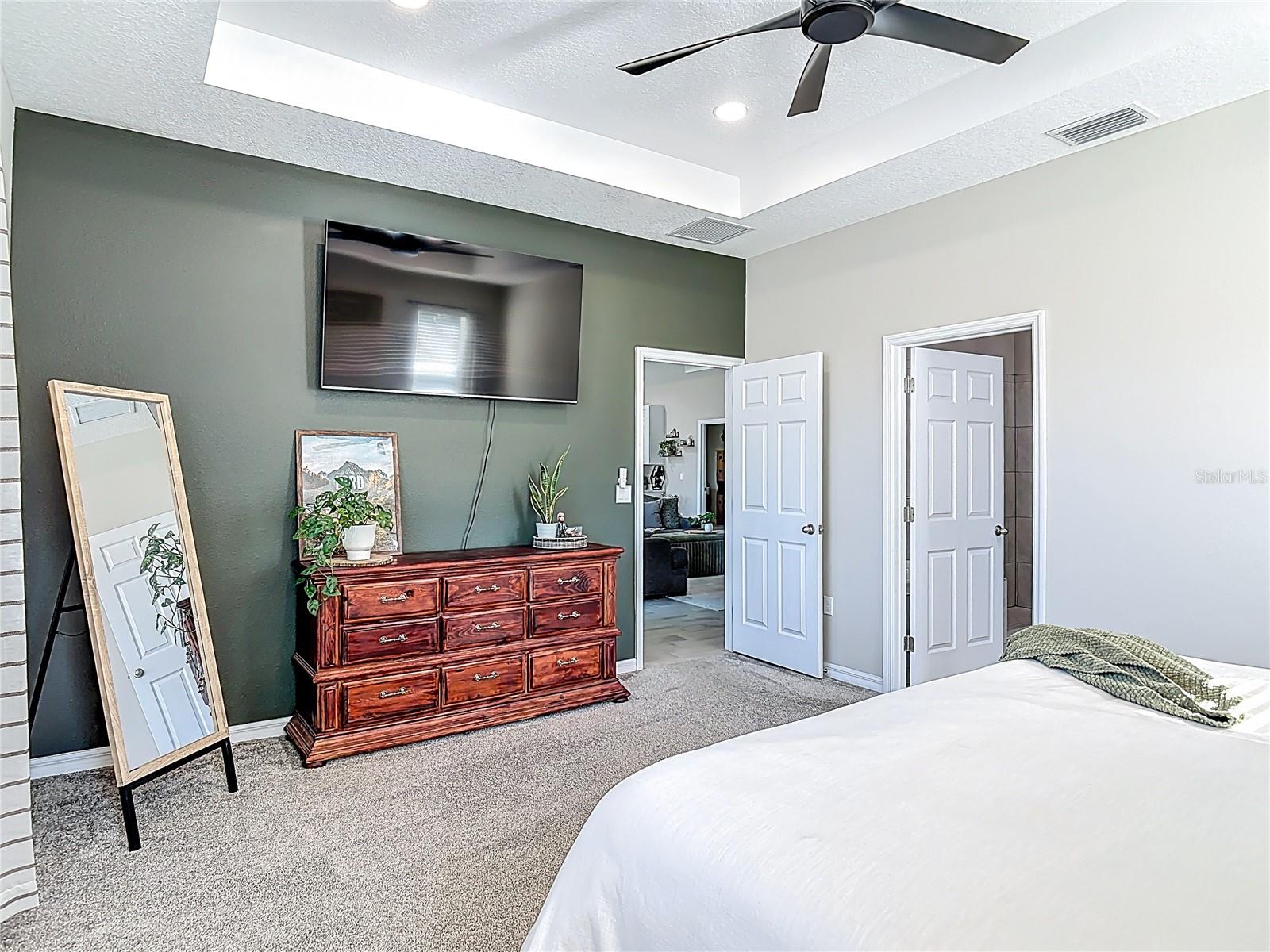 39641 ROYAL TRAILS RD, EUSTIS, FL, 32736