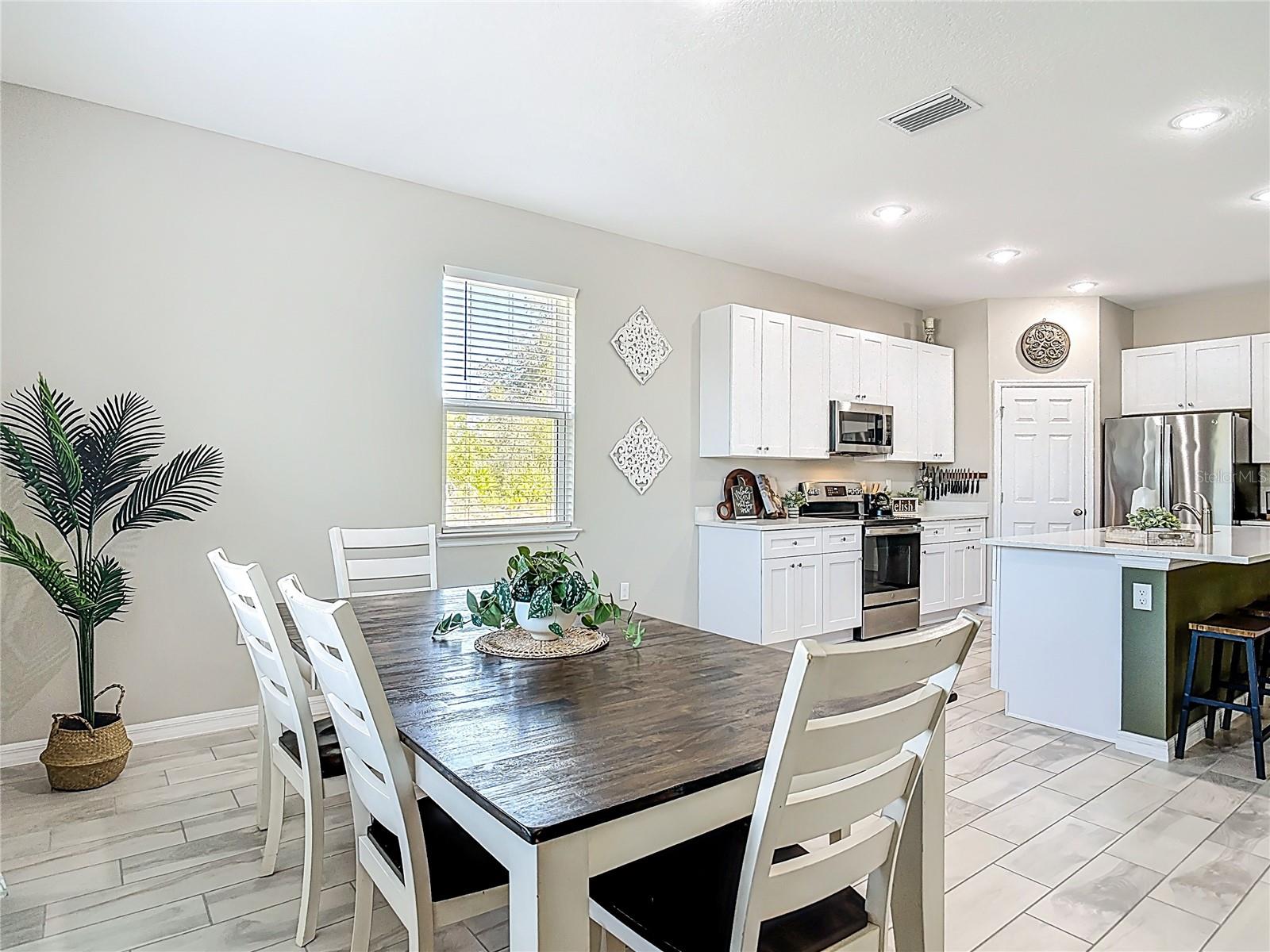 39641 ROYAL TRAILS RD, EUSTIS, FL, 32736