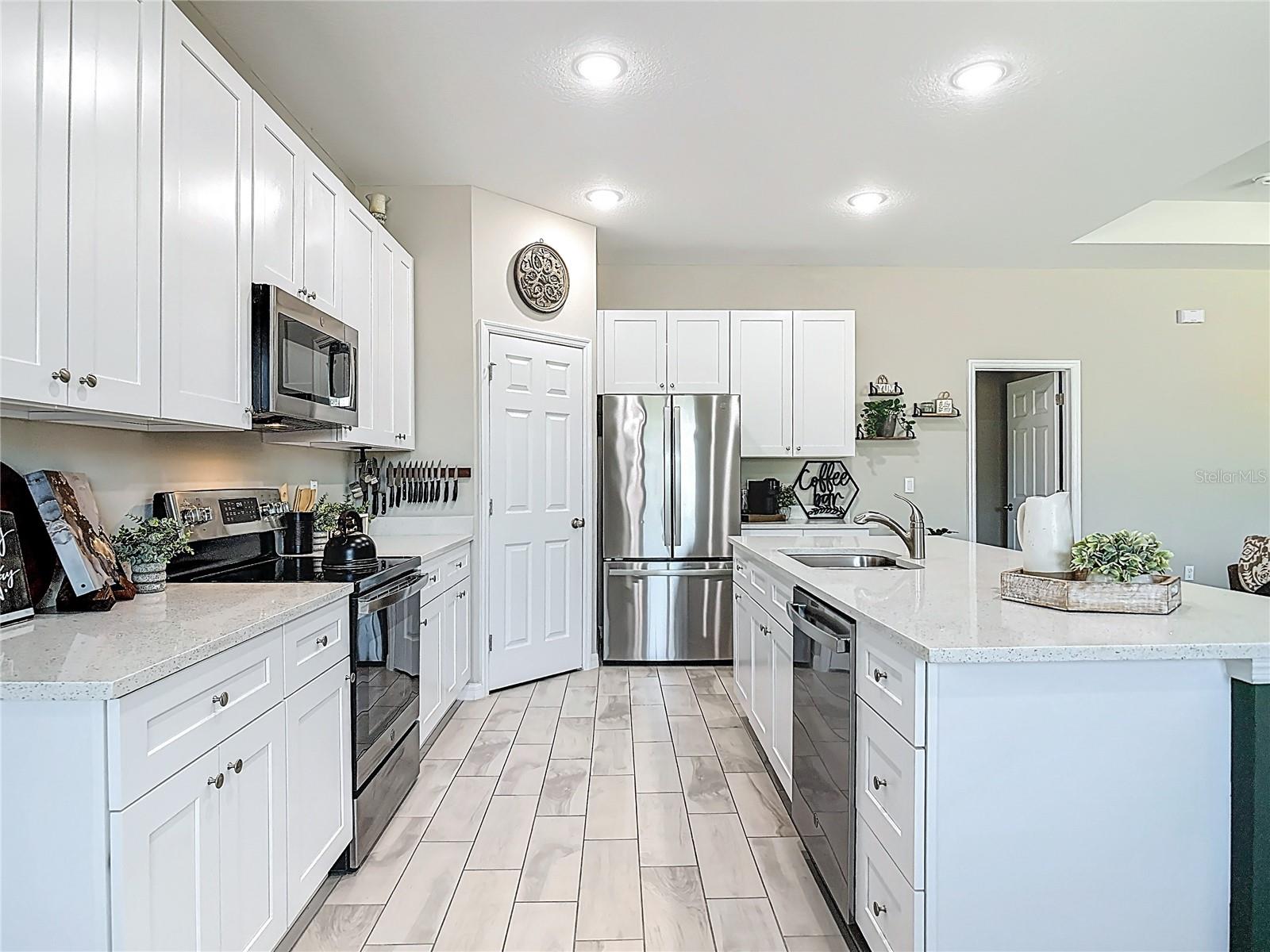 39641 ROYAL TRAILS RD, EUSTIS, FL, 32736