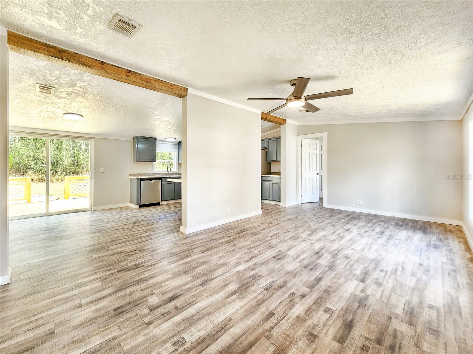 88 N SATURN AVE, INVERNESS, FL, 34453