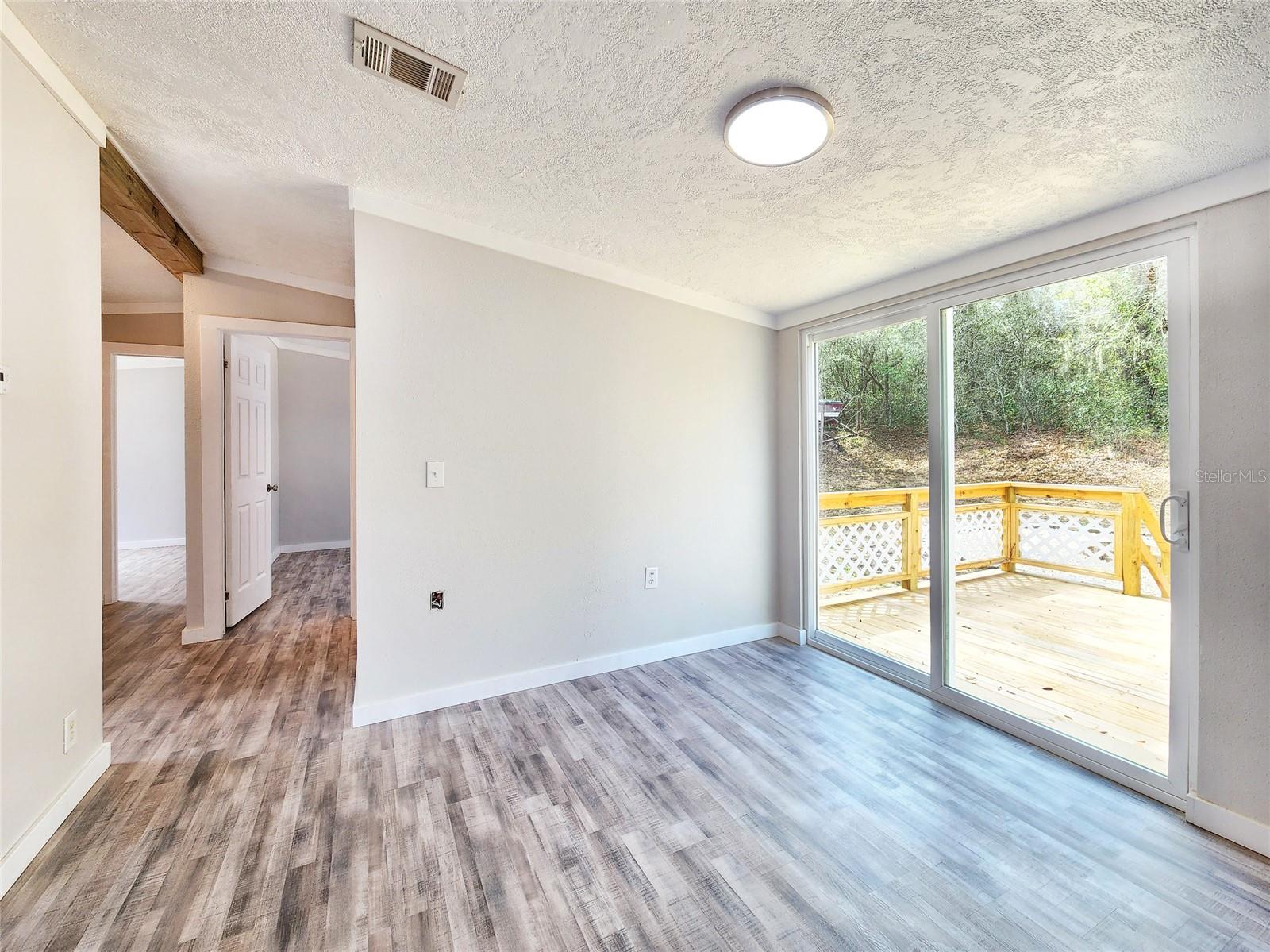 88 N SATURN AVE, INVERNESS, FL, 34453