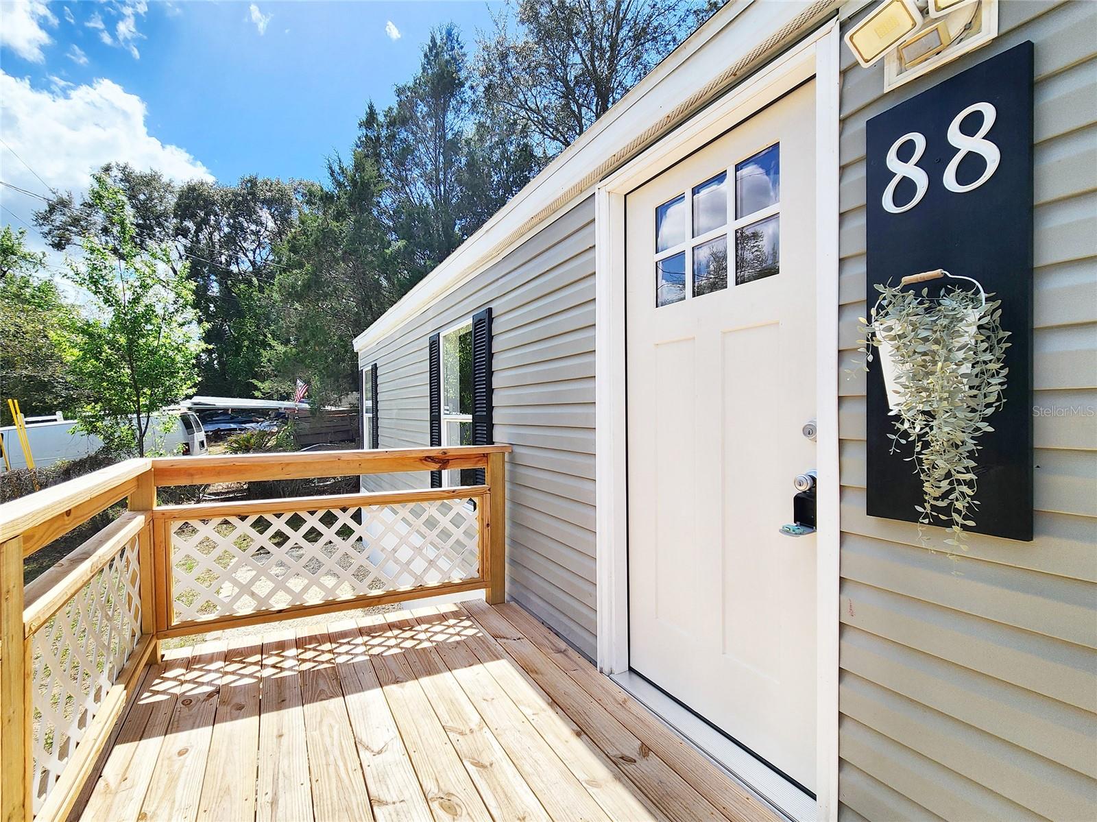 88 N SATURN AVE, INVERNESS, FL, 34453