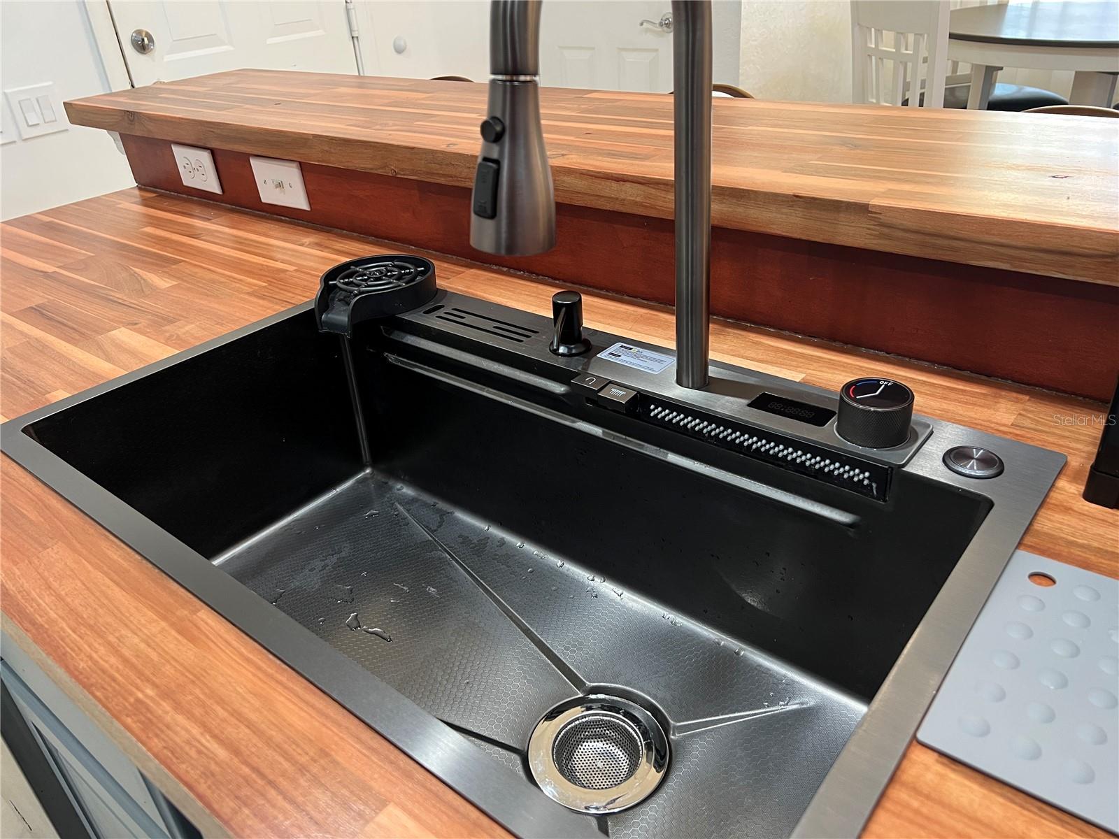 1101 SHALLCROSS AVE, ORLANDO, FL, 32828