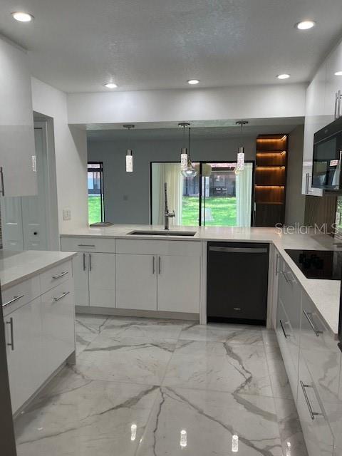 8217 BREEZE COVE LN, ORLANDO, FL, 32819