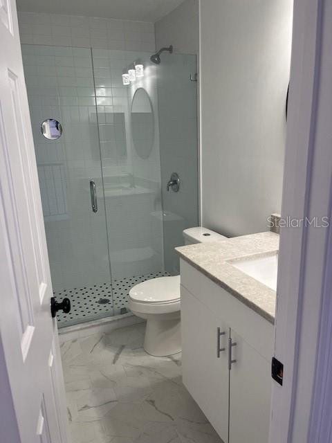 8217 BREEZE COVE LN, ORLANDO, FL, 32819