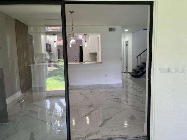 8217 BREEZE COVE LN, ORLANDO, FL, 32819