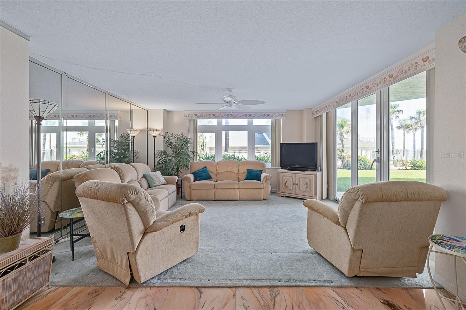 305 S ATLANTIC AVE #102, ORMOND BEACH, FL, 32176