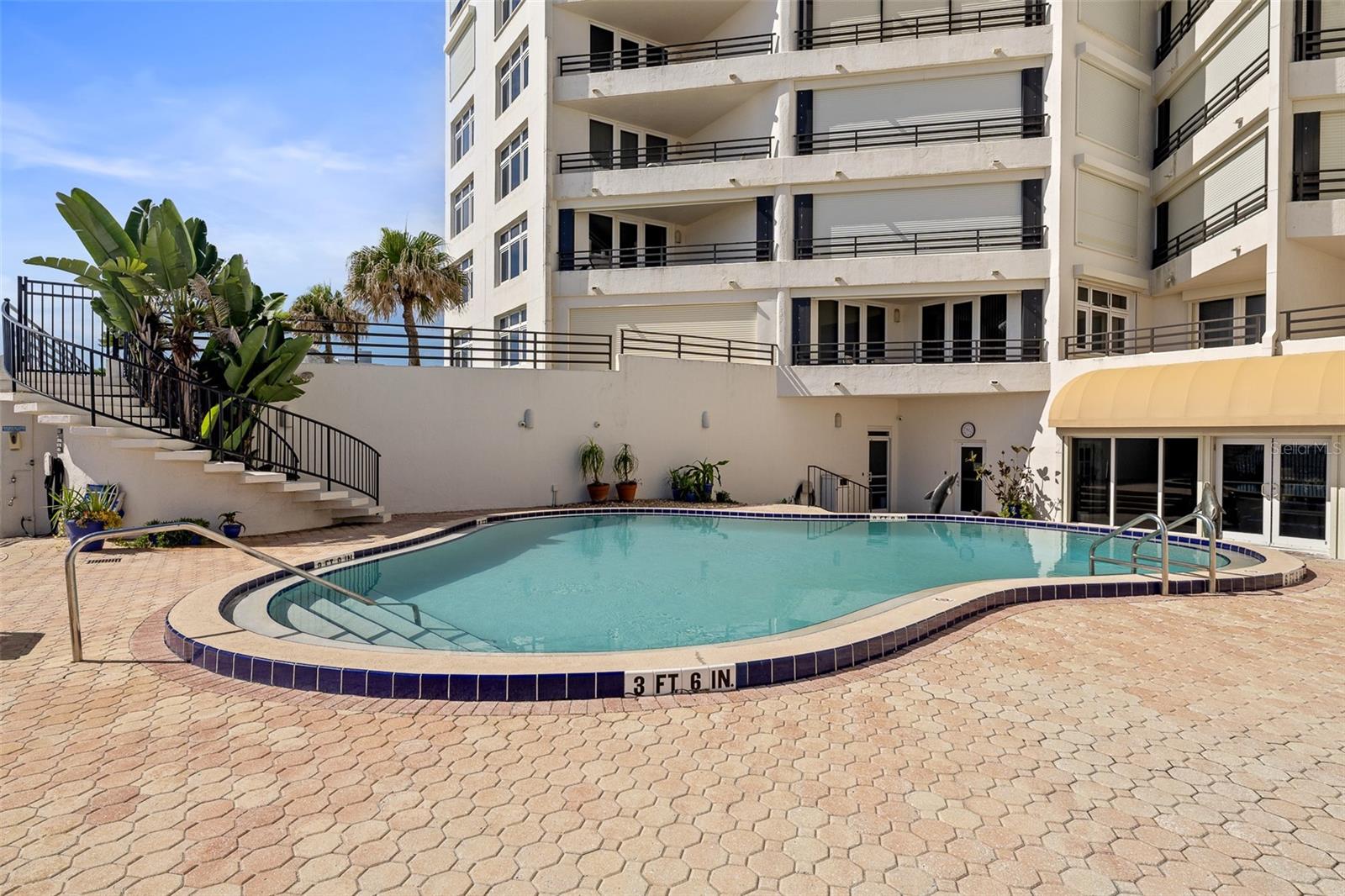 305 S ATLANTIC AVE #102, ORMOND BEACH, FL, 32176