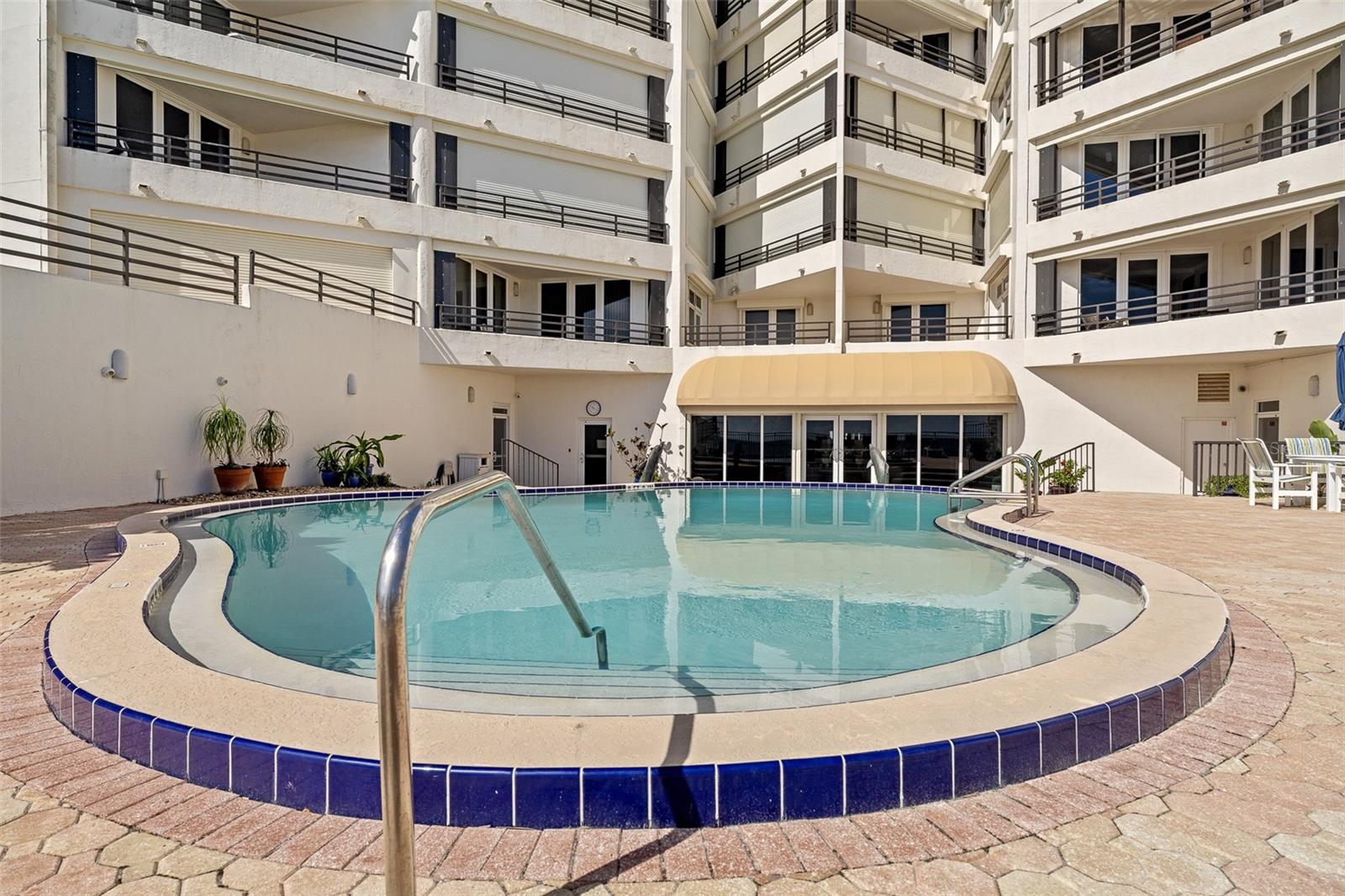 305 S ATLANTIC AVE #102, ORMOND BEACH, FL, 32176